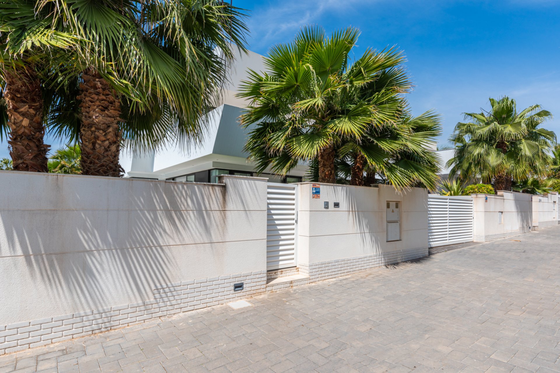 Reventa - Villa -
Ciudad Quesada - La Laguna