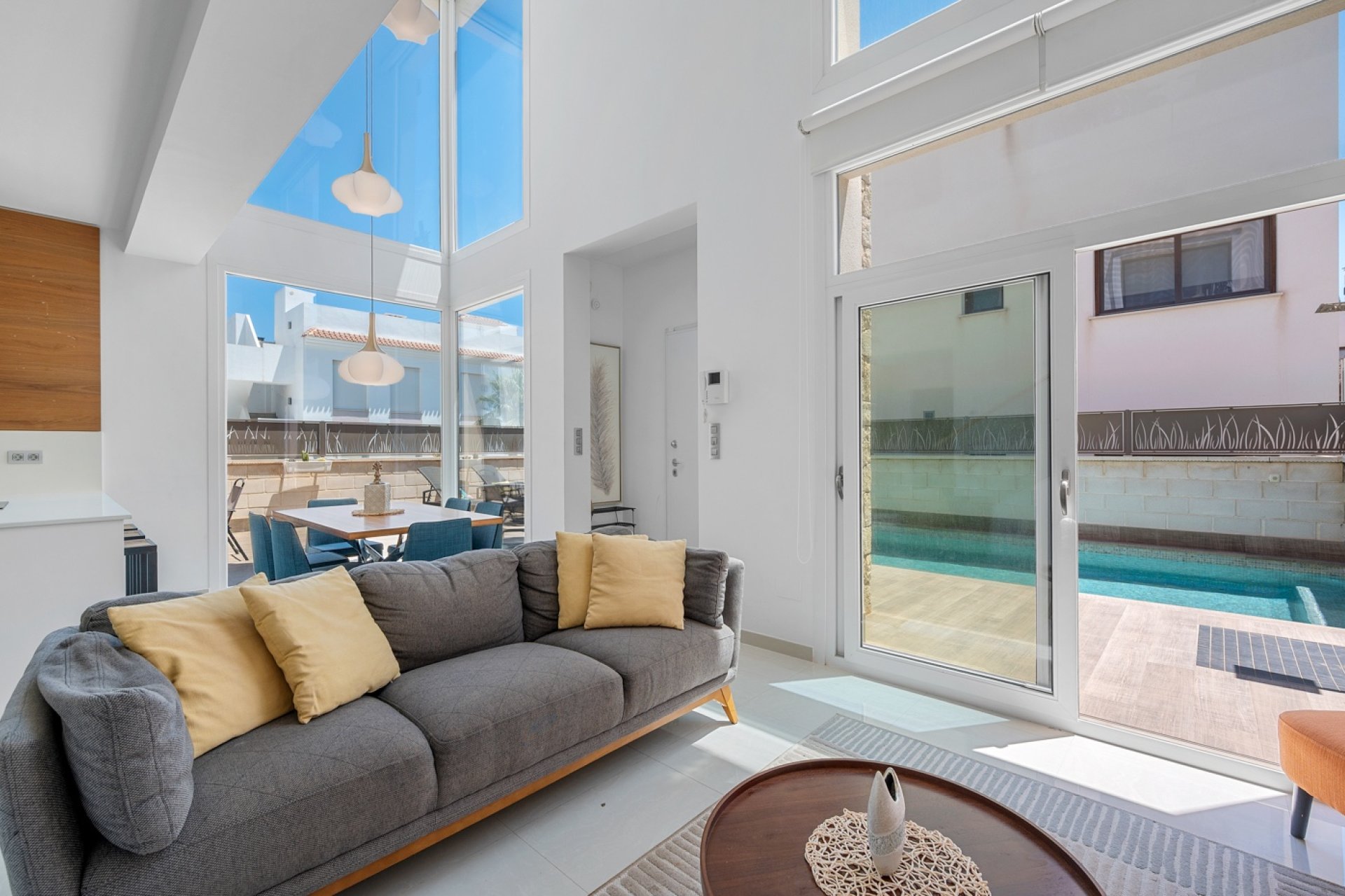 Reventa - Villa -
Ciudad Quesada - La Laguna