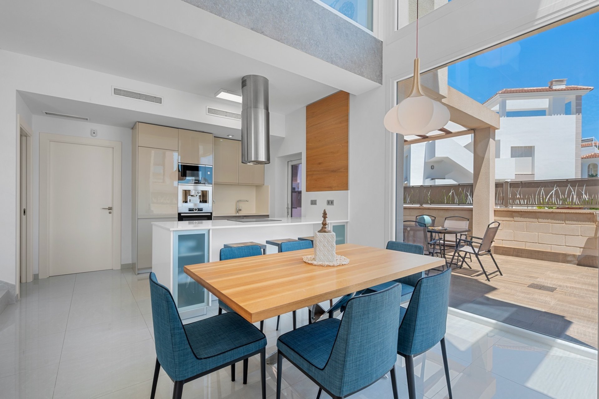 Reventa - Villa -
Ciudad Quesada - La Laguna