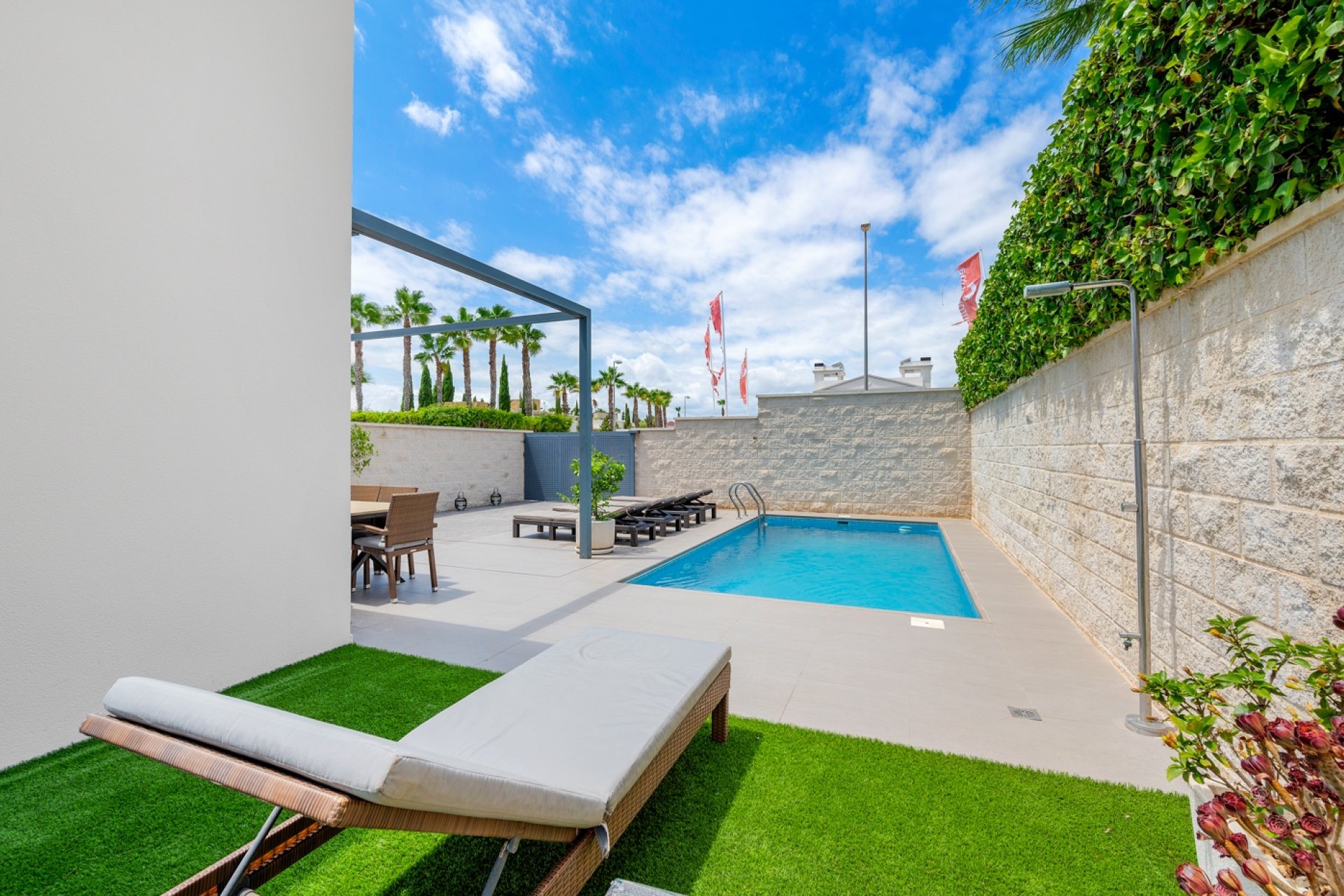 Reventa - Villa -
Ciudad Quesada - La Laguna