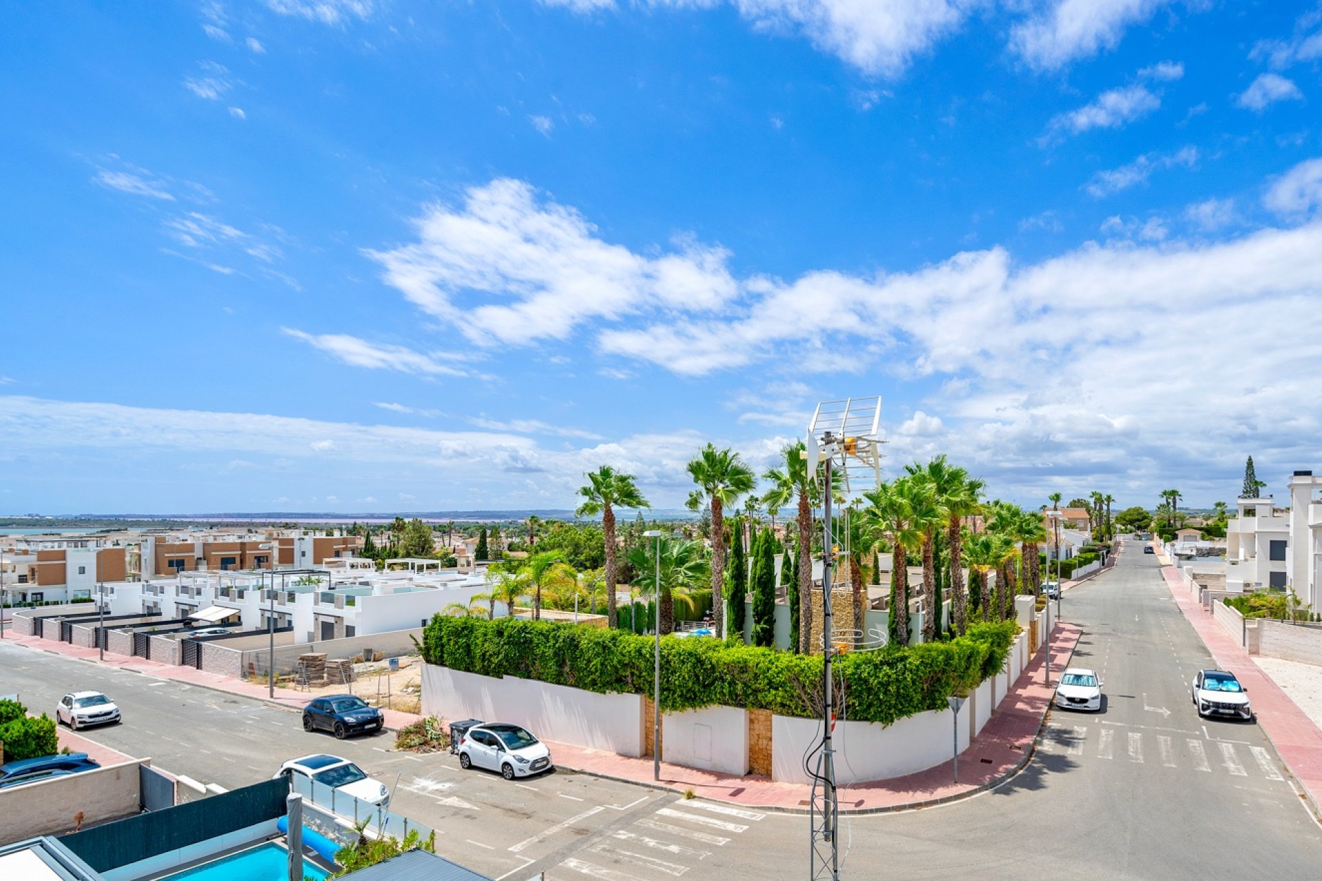 Reventa - Villa -
Ciudad Quesada - La Laguna