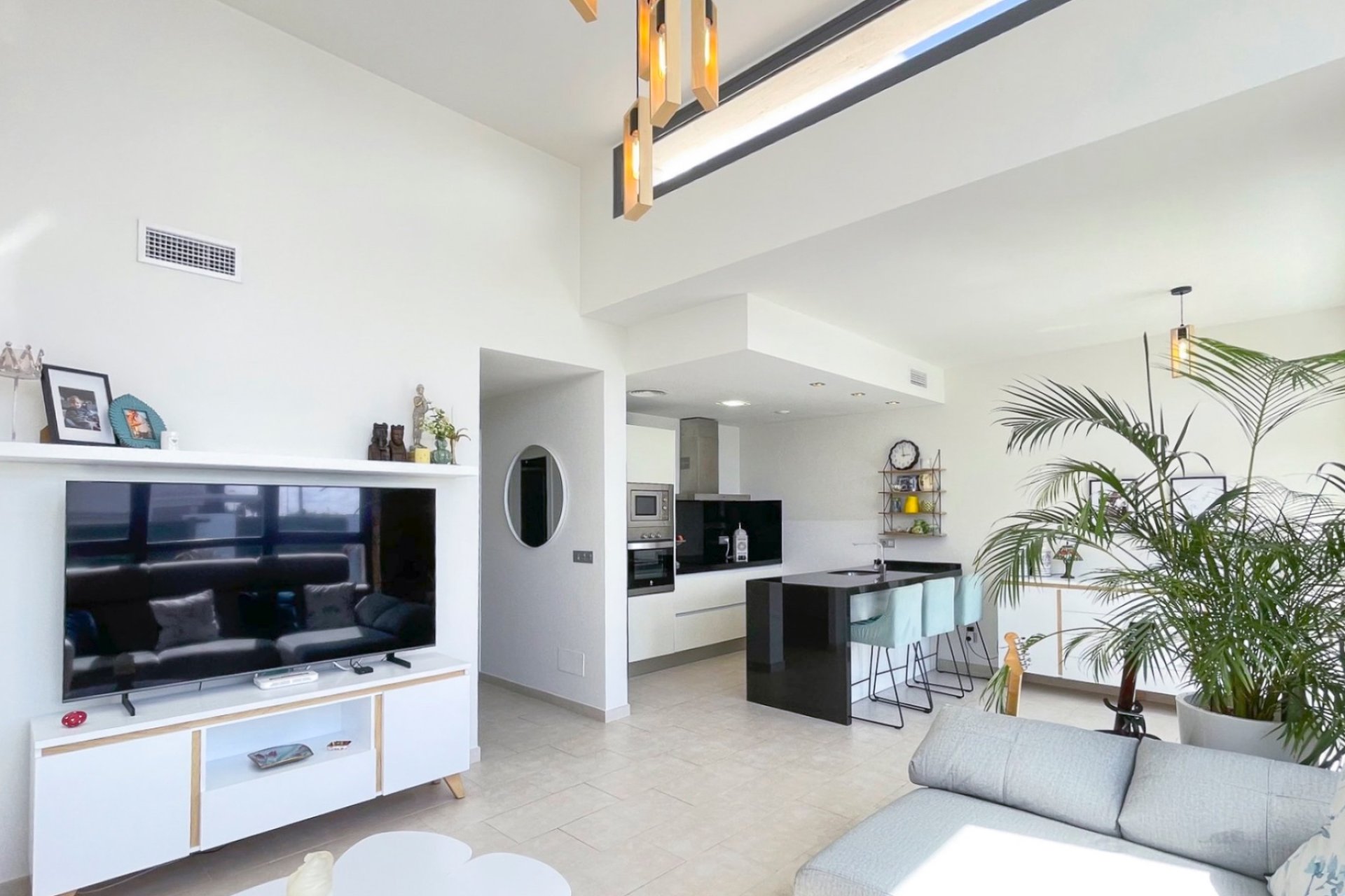 Reventa - Villa -
Ciudad Quesada - La Laguna