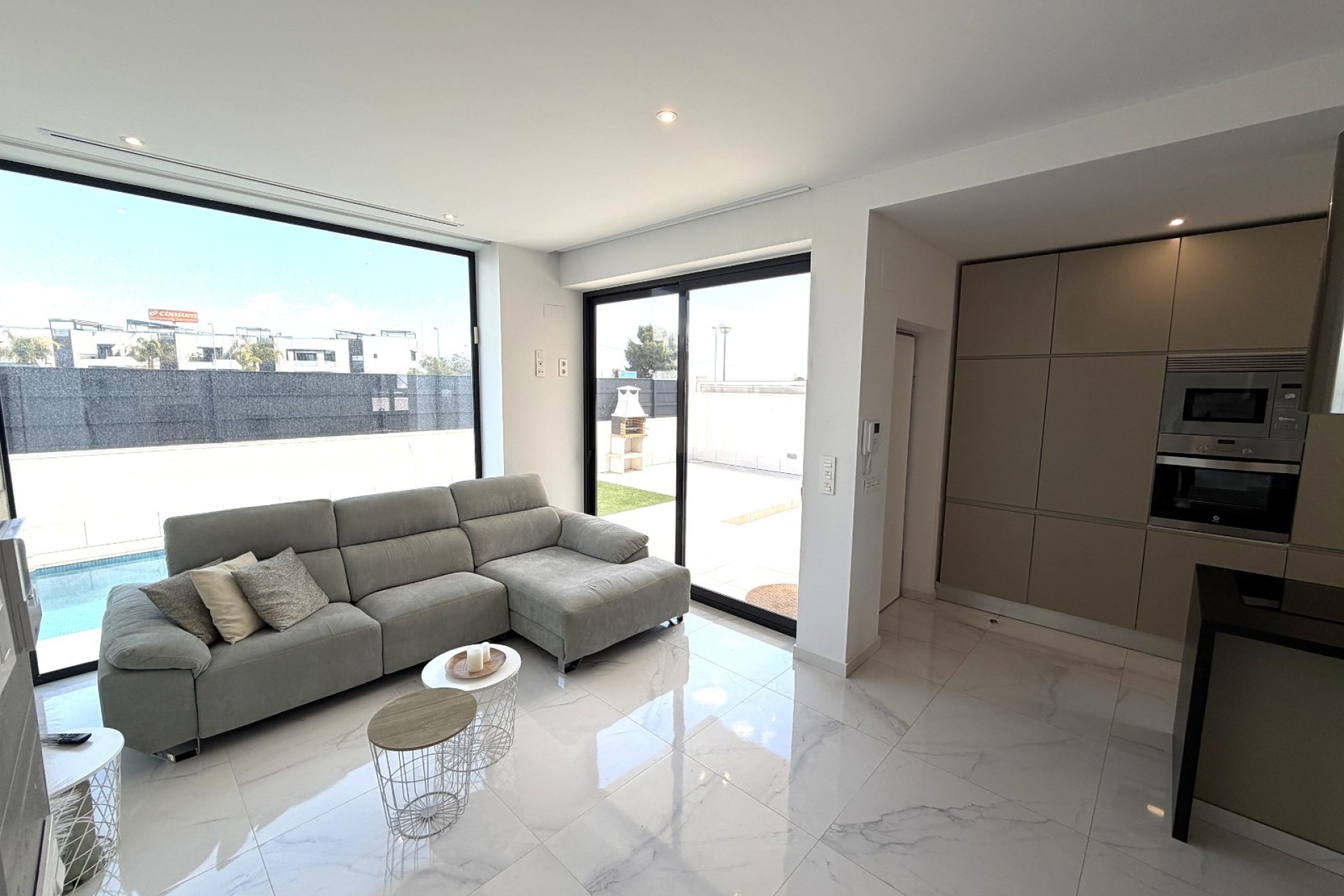 Reventa - Villa -
Ciudad Quesada - La Laguna