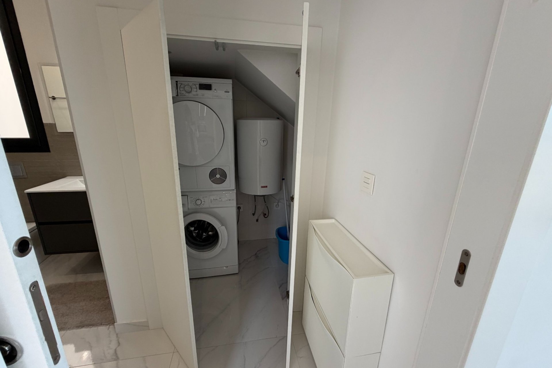 Reventa - Villa -
Ciudad Quesada - La Laguna