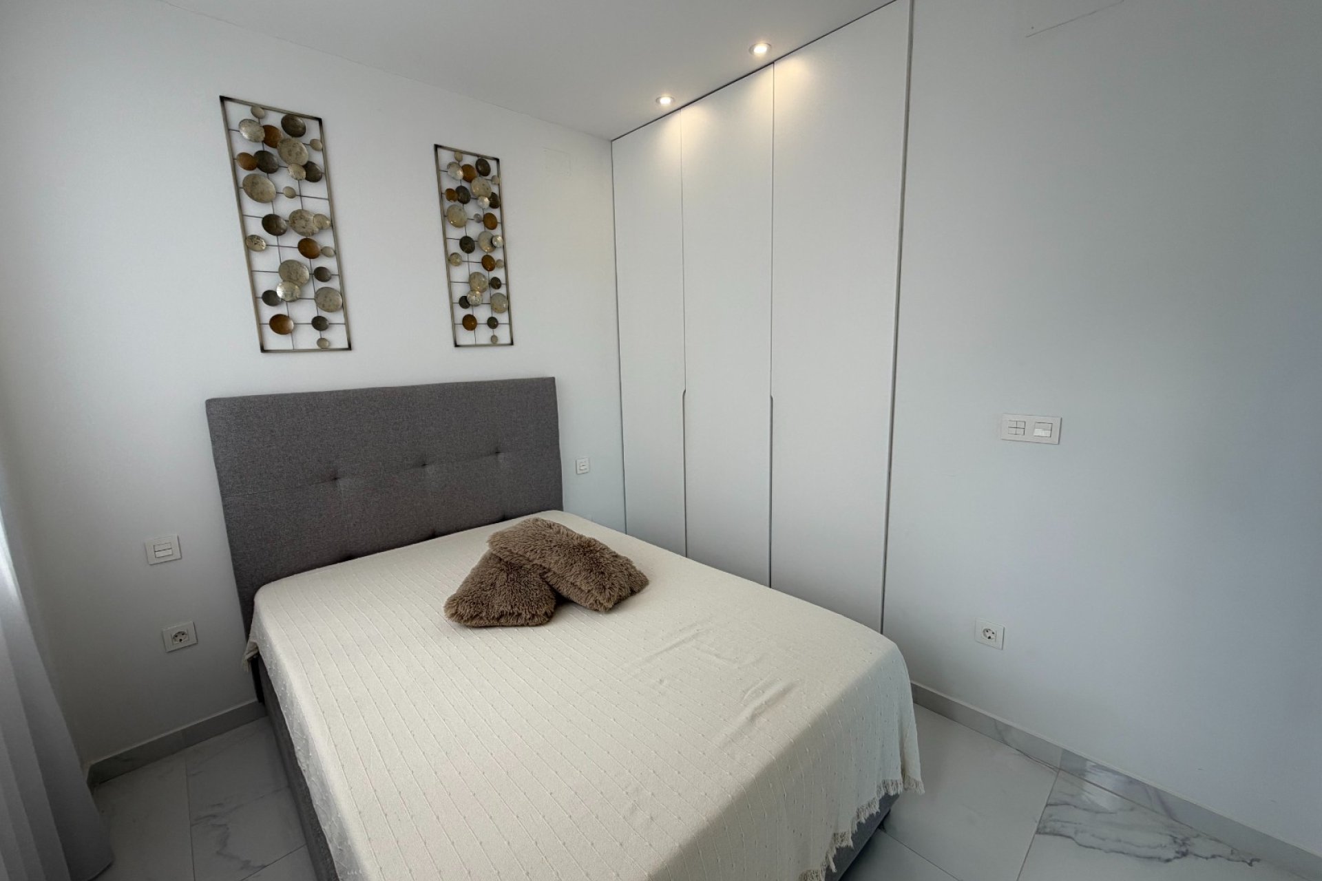 Reventa - Villa -
Ciudad Quesada - La Laguna