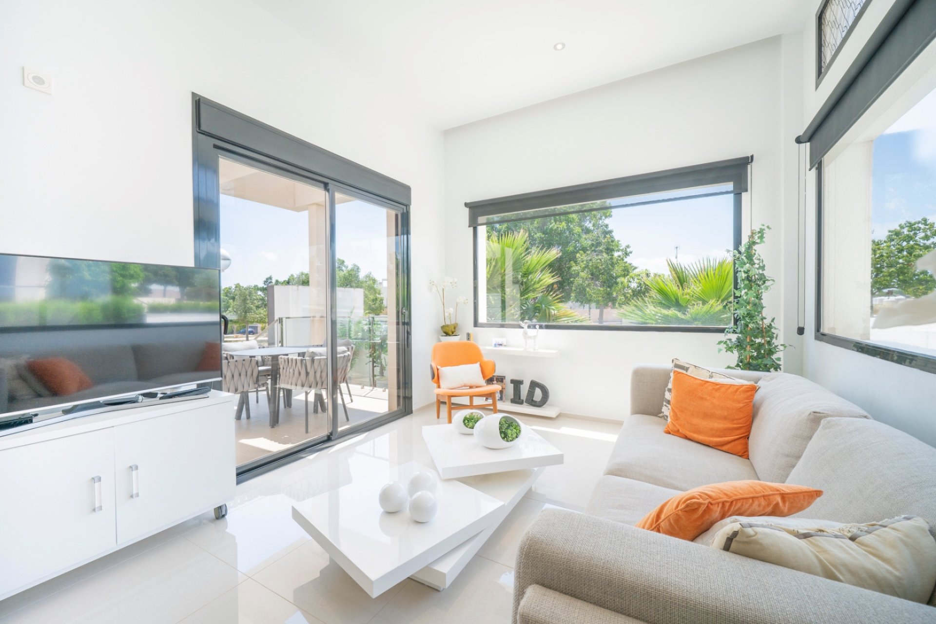 Reventa - Villa -
Ciudad Quesada - La Laguna