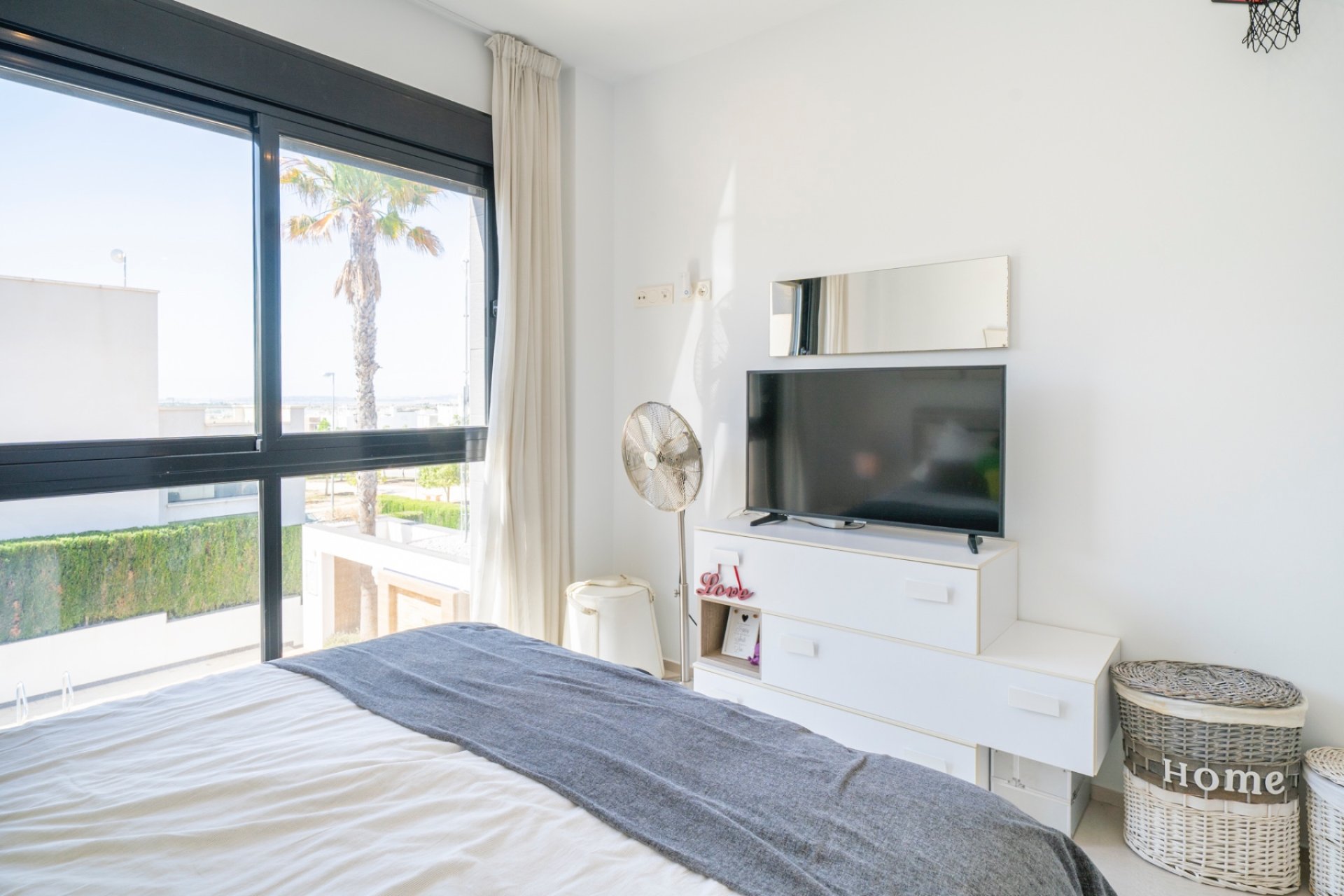 Reventa - Villa -
Ciudad Quesada - La Laguna
