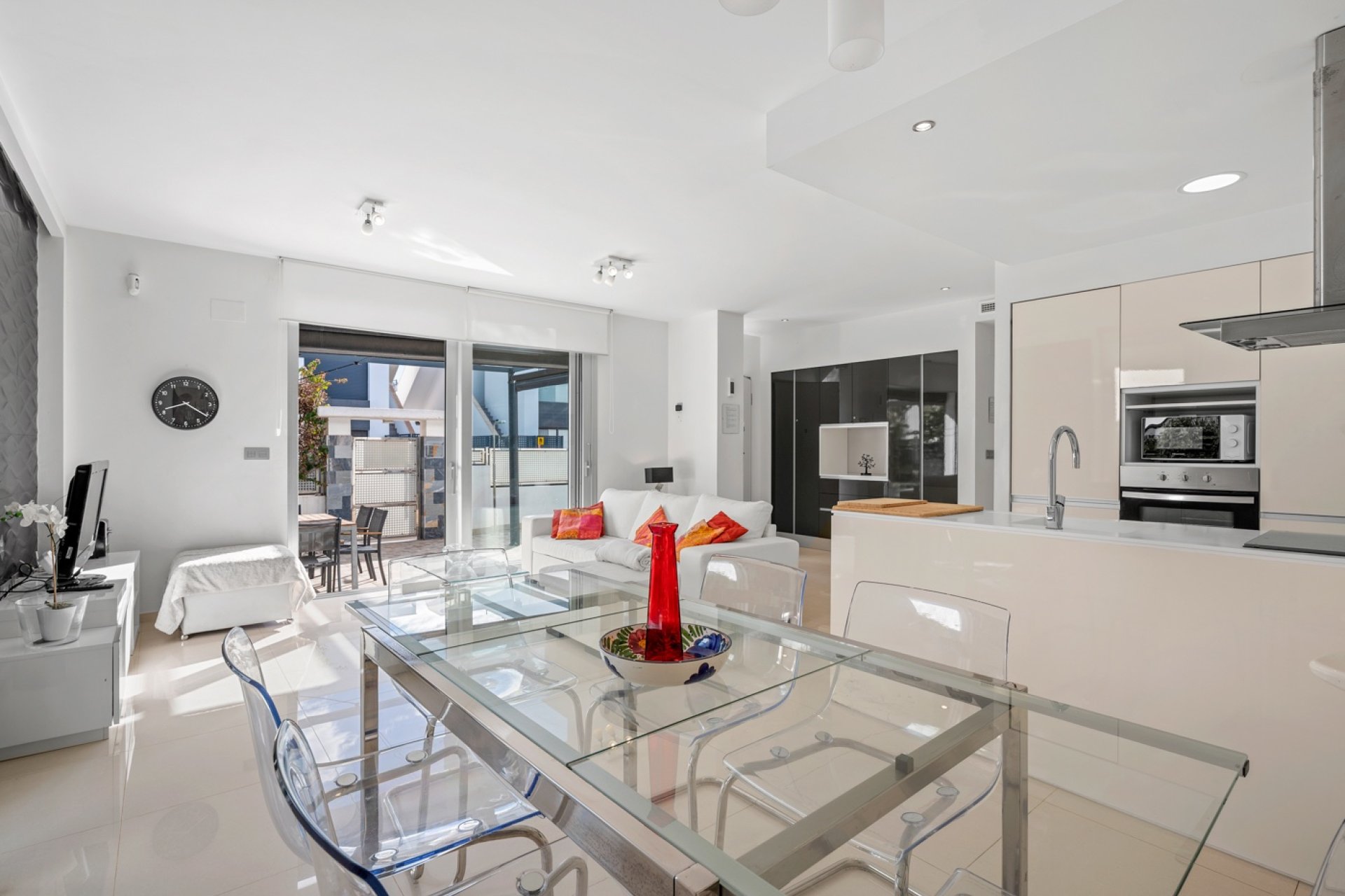 Reventa - Villa -
Ciudad Quesada - La Laguna