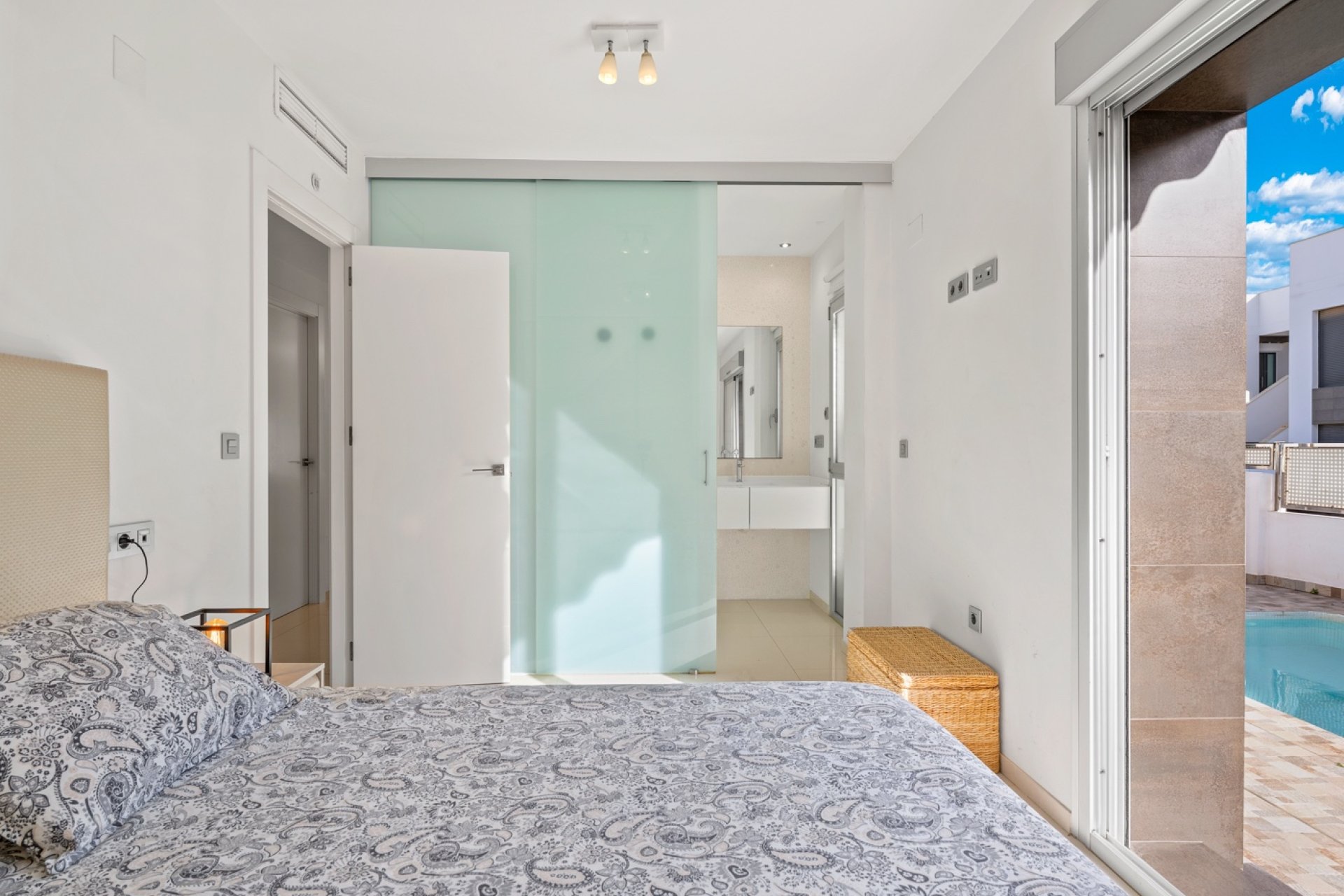 Reventa - Villa -
Ciudad Quesada - La Laguna