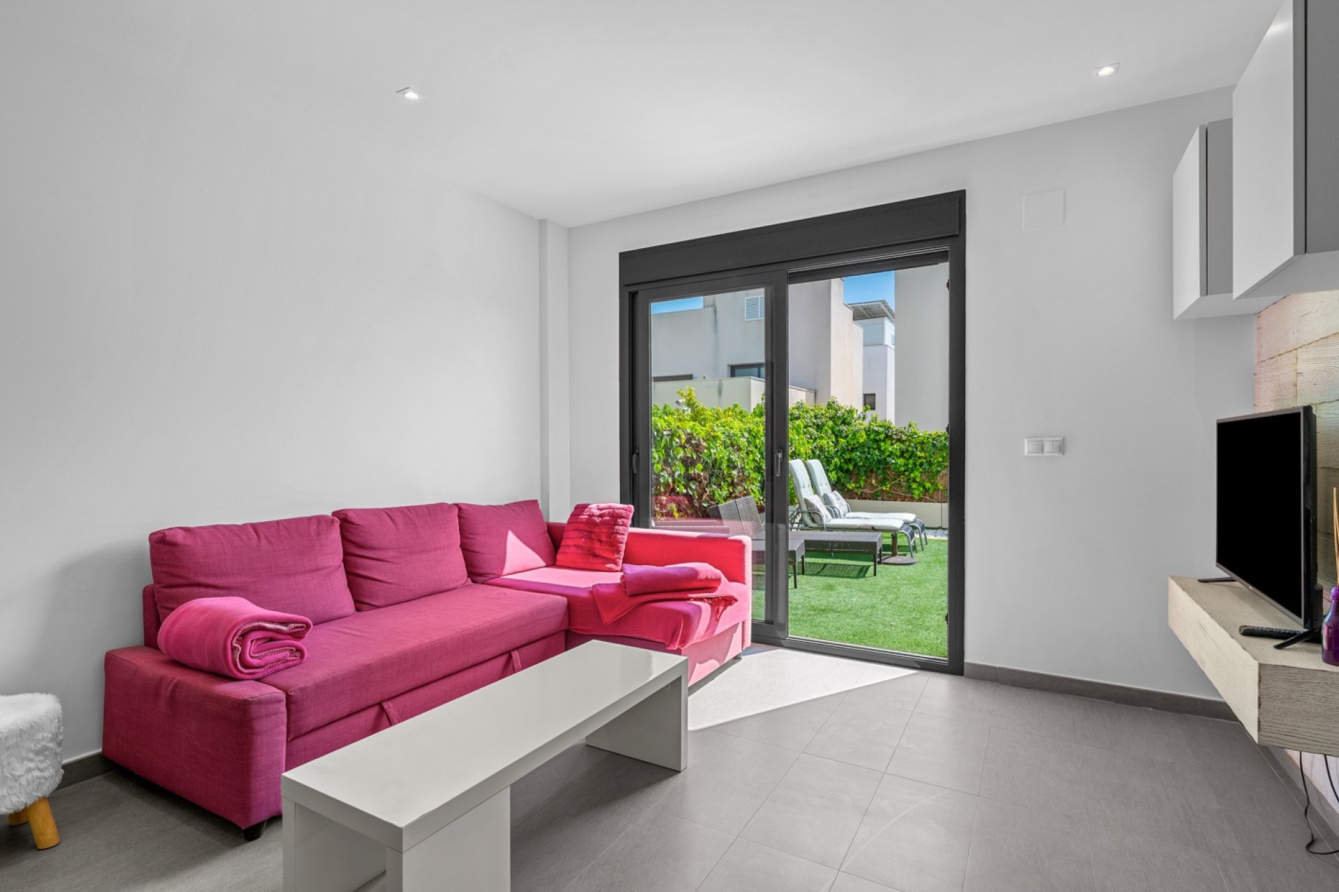 Reventa - Villa -
Ciudad Quesada - La Laguna