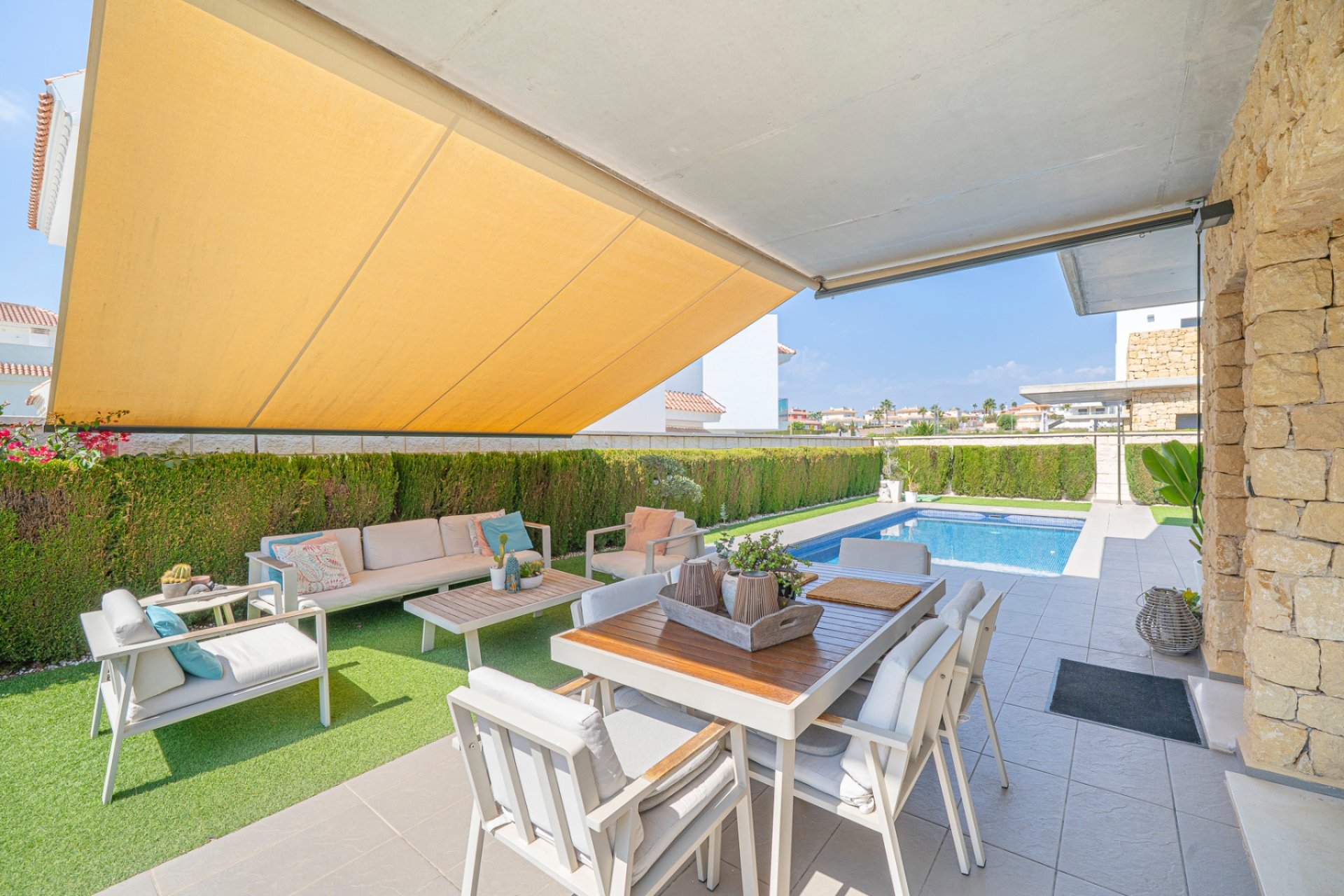 Reventa - Villa -
Ciudad Quesada - La Laguna