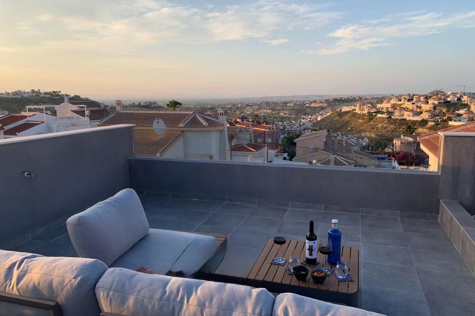 Reventa - Villa -
Ciudad Quesada - La Marquesa