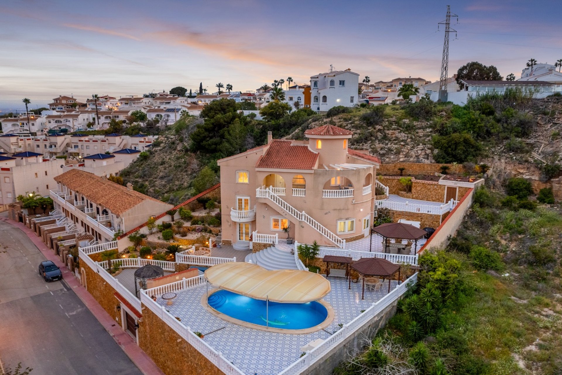 Reventa - Villa -
Ciudad Quesada - La Marquesa