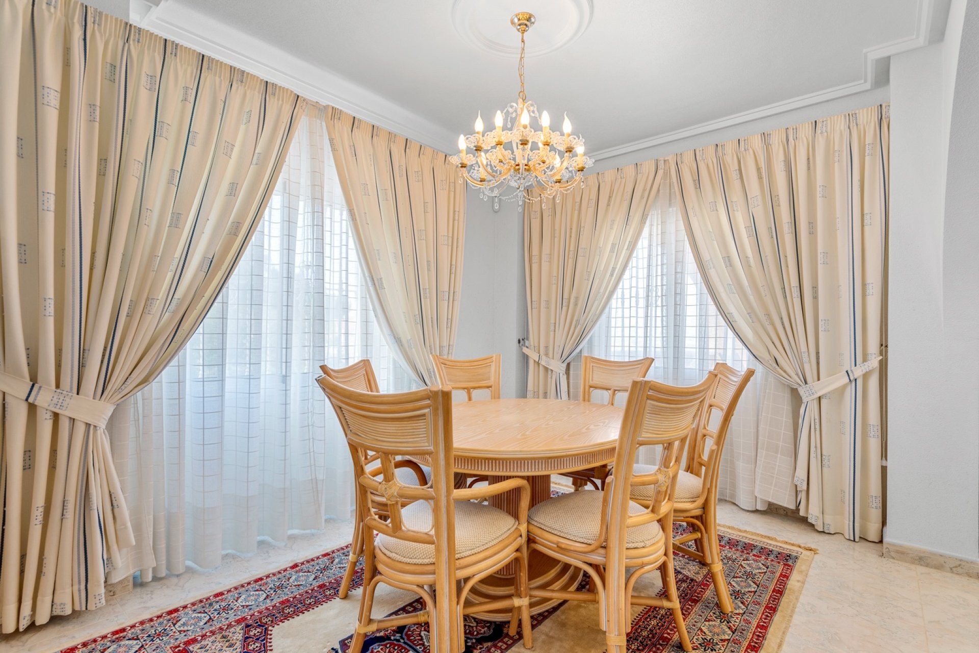 Reventa - Villa -
Ciudad Quesada - La Marquesa