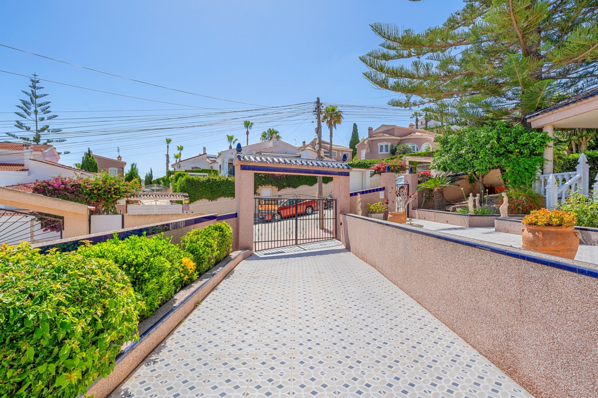 Reventa - Villa -
Ciudad Quesada - La Marquesa