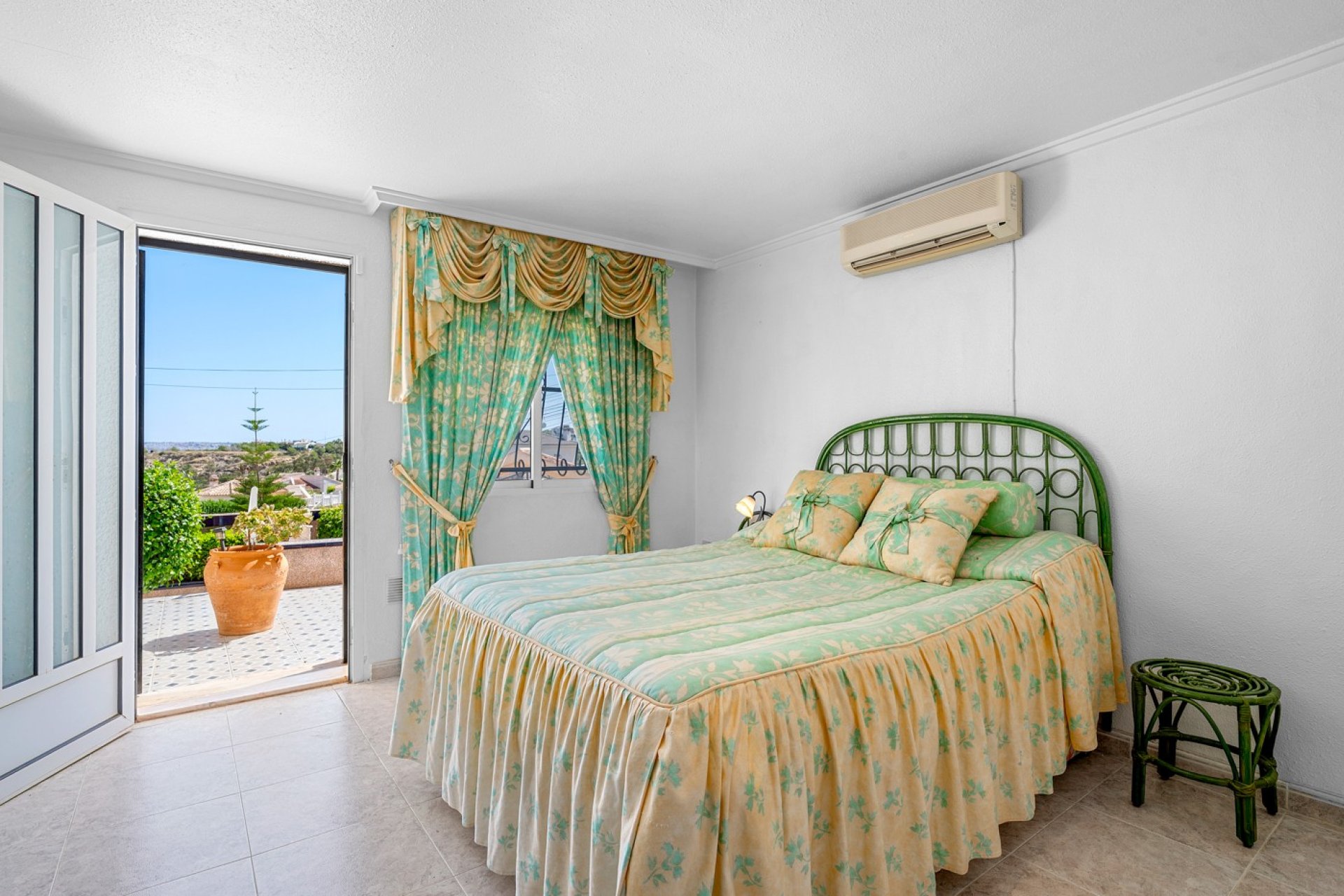 Reventa - Villa -
Ciudad Quesada - La Marquesa