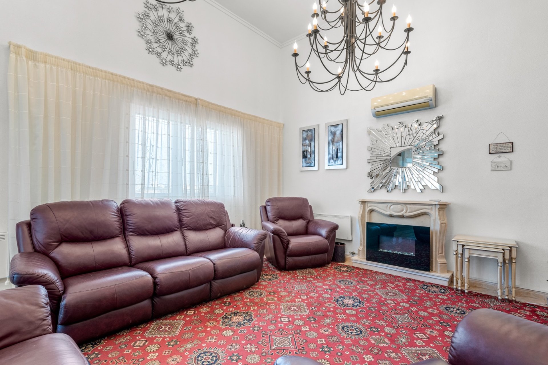 Reventa - Villa -
Ciudad Quesada - La Marquesa