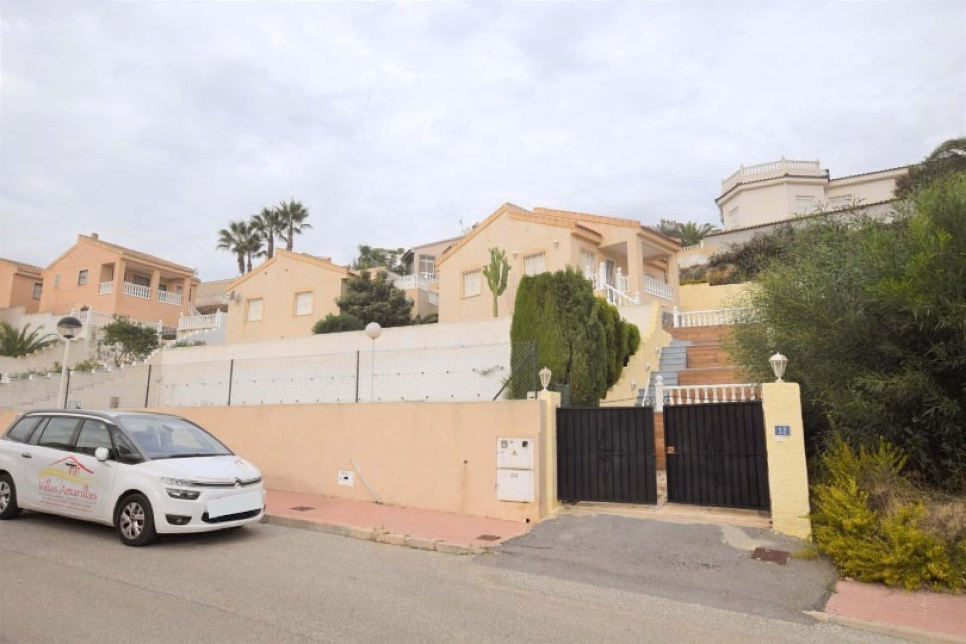 Reventa - Villa -
Ciudad Quesada - La Marquesa