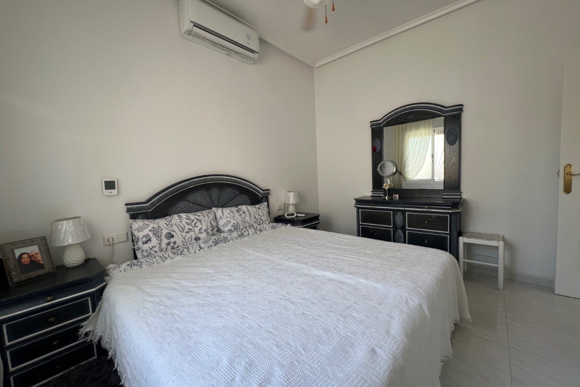 Reventa - Villa -
Ciudad Quesada - La Marquesa