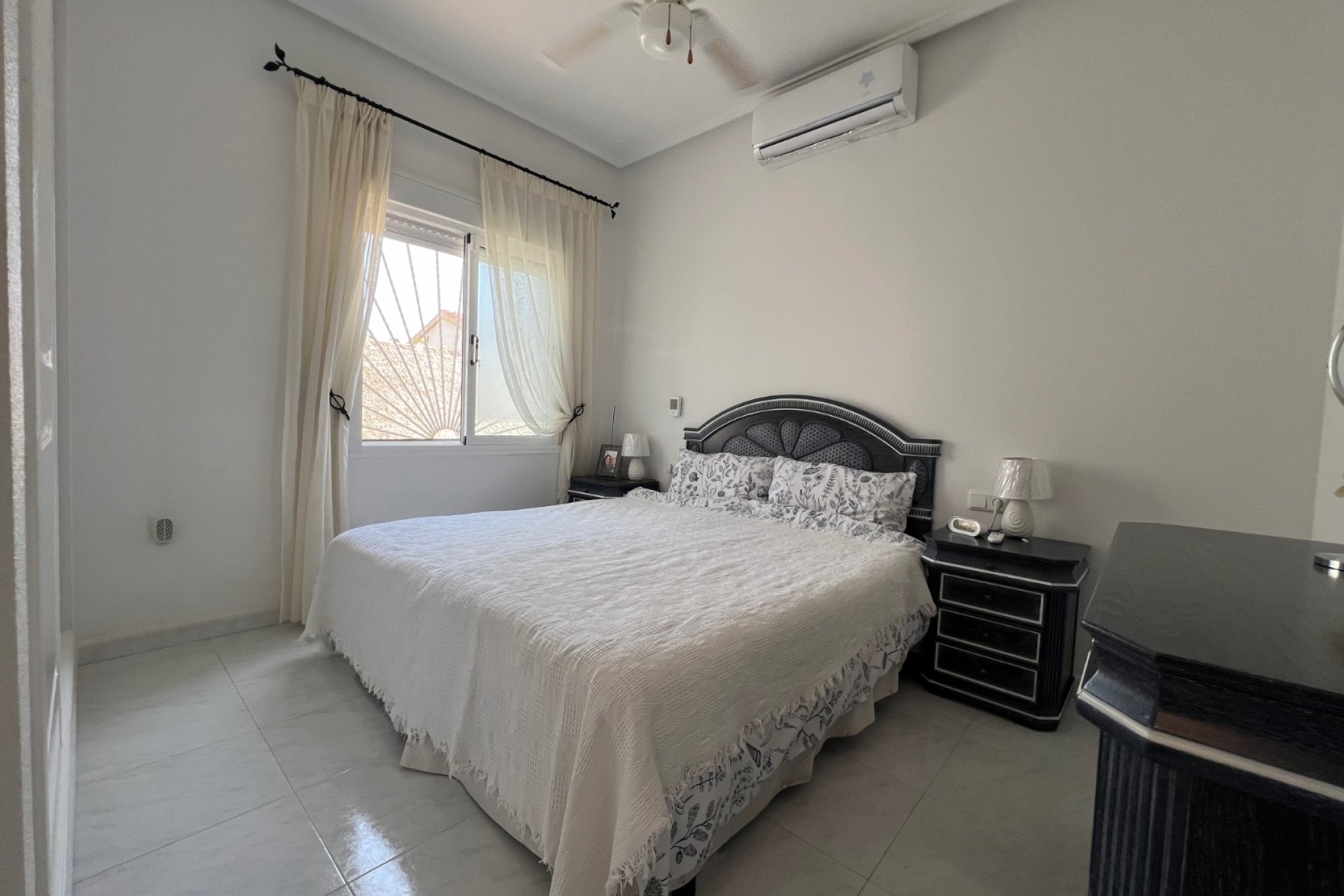Reventa - Villa -
Ciudad Quesada - La Marquesa