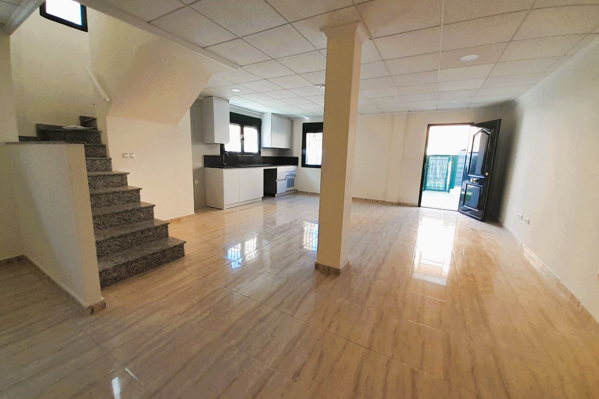 Reventa - Villa -
Ciudad Quesada - Lo Marabu