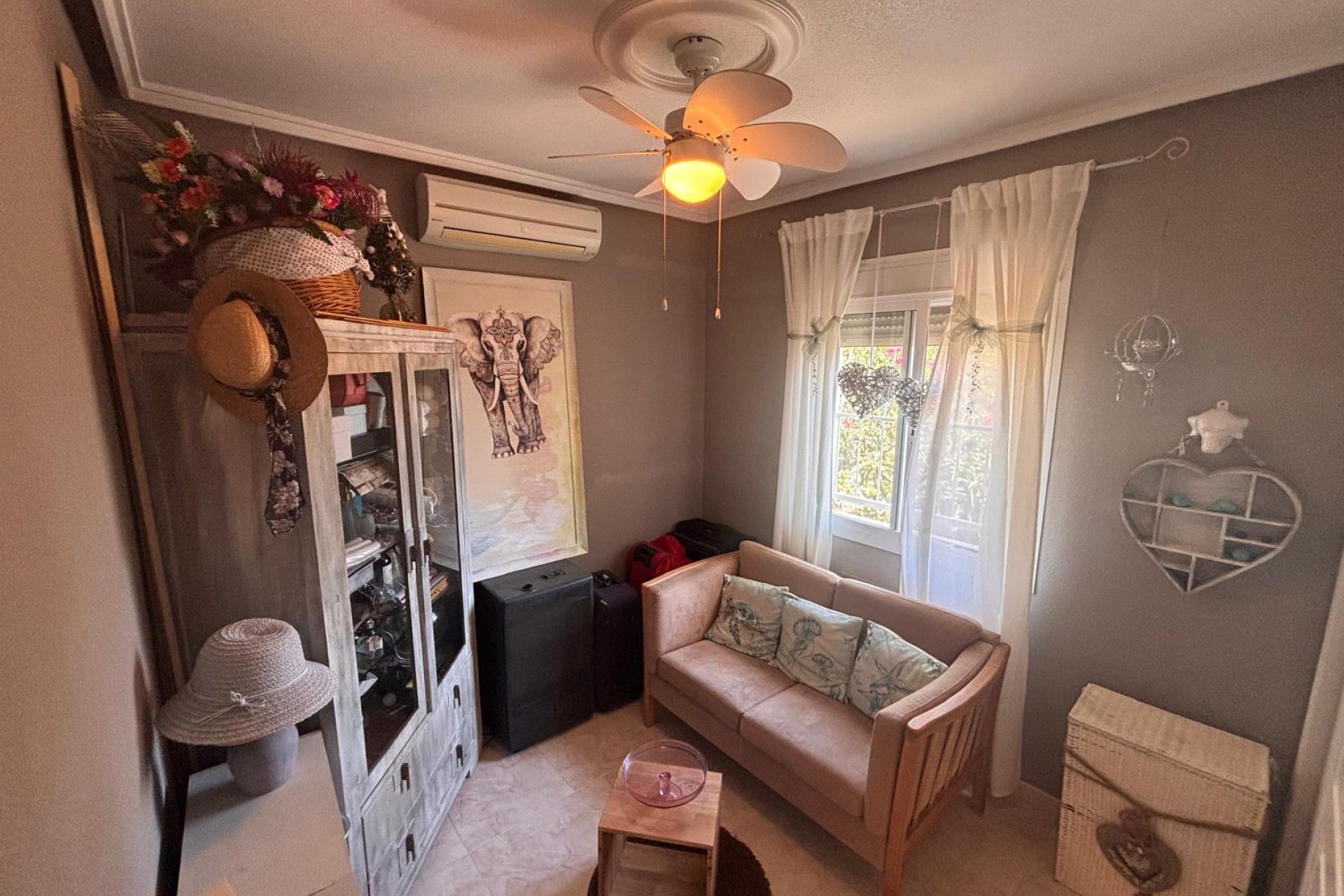 Reventa - Villa -
Ciudad Quesada - Lo Pepin