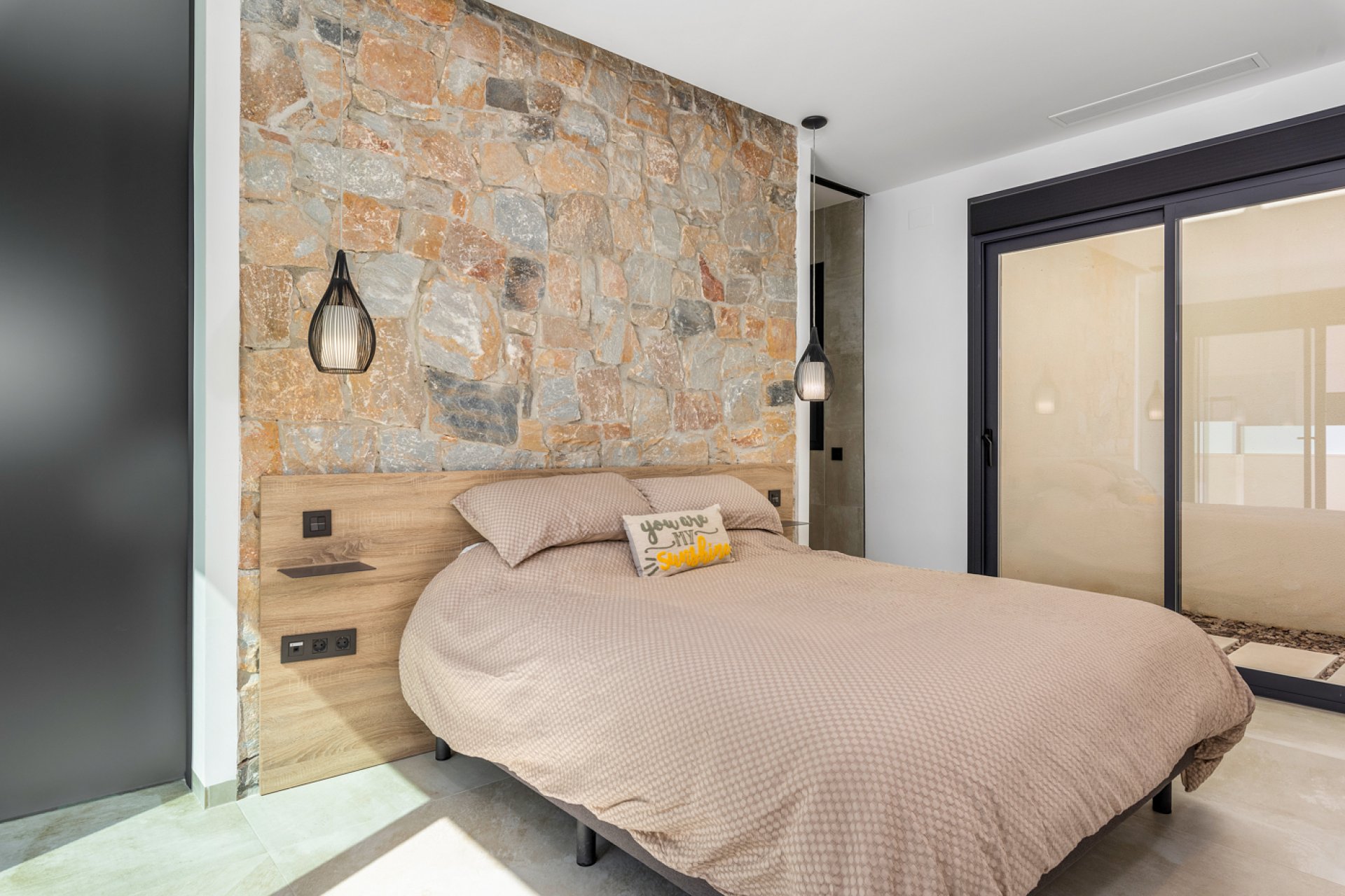 Reventa - Villa -
Ciudad Quesada - Pueblo Lucero