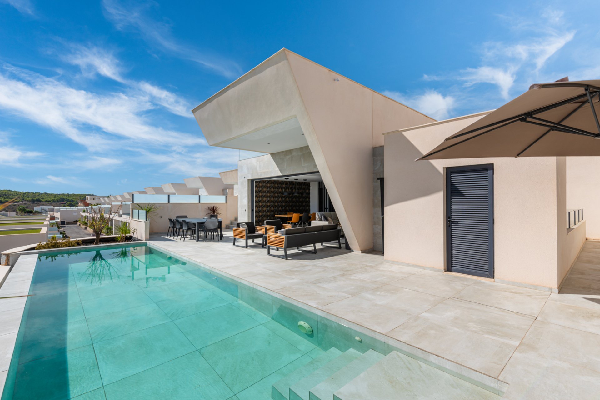 Reventa - Villa -
Ciudad Quesada - Pueblo Lucero