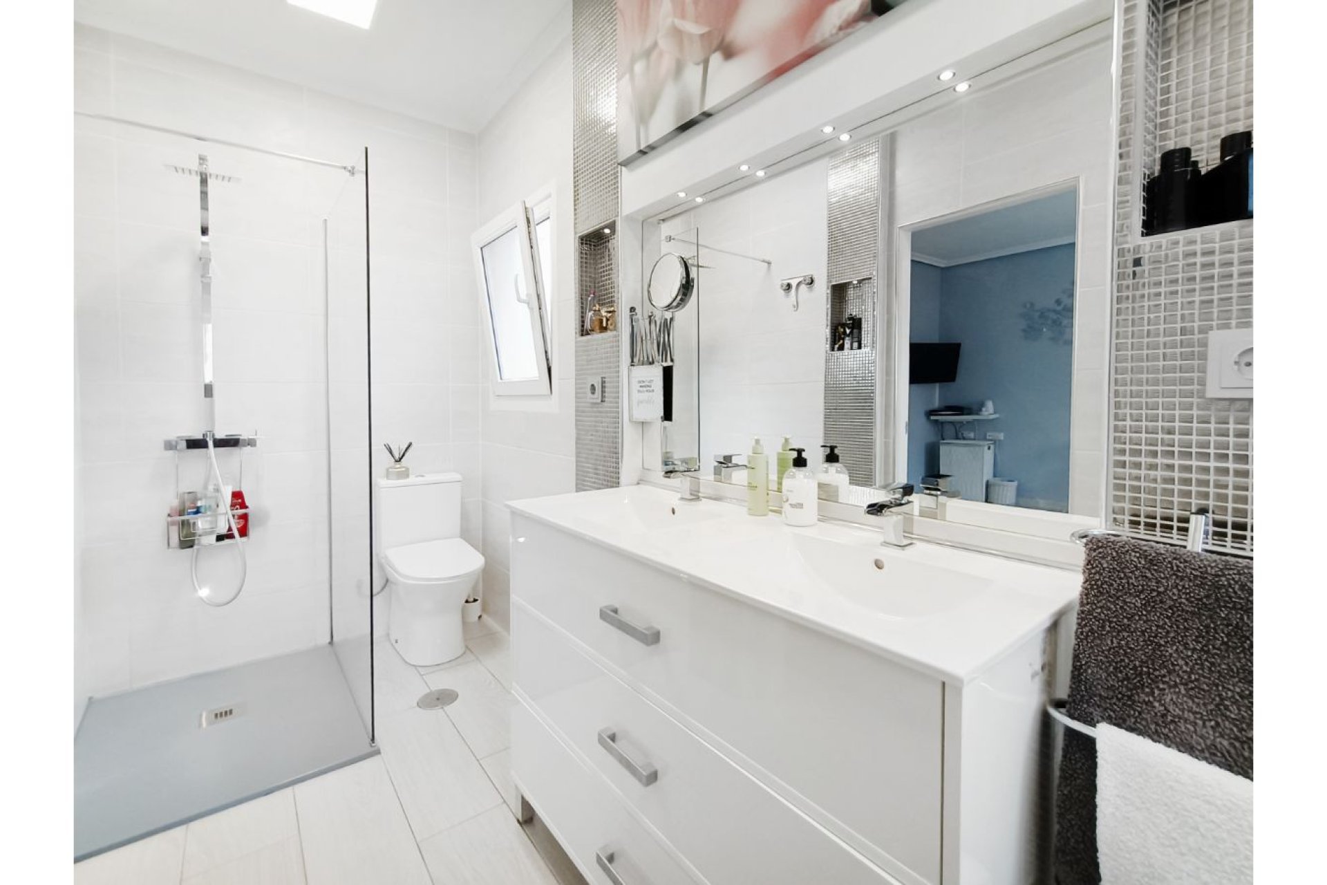 Reventa - Villa -
Gea Y Truyols - Urb Lo Santiago