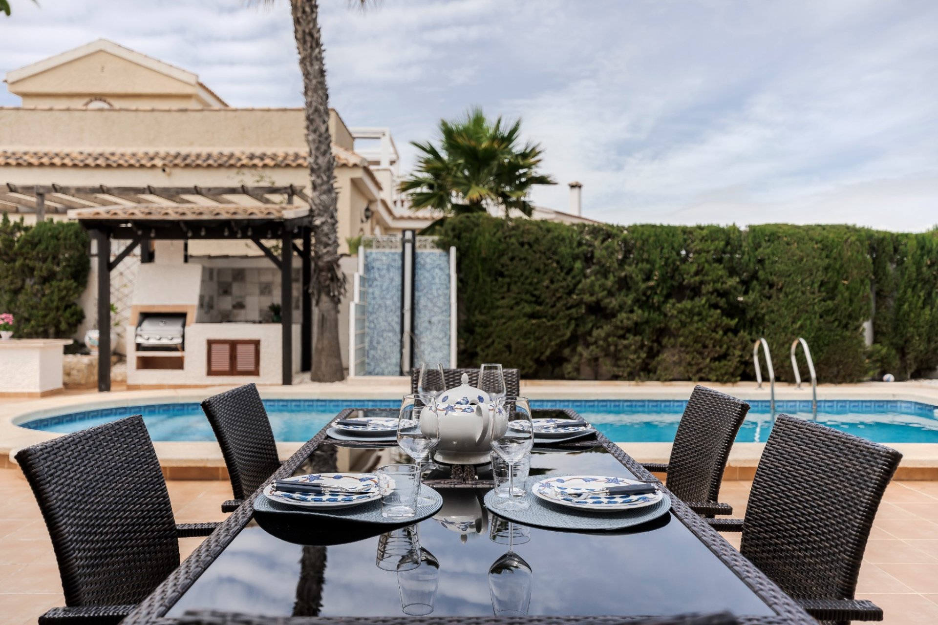 Reventa - Villa -
Gran Alacant - Monte y Mar