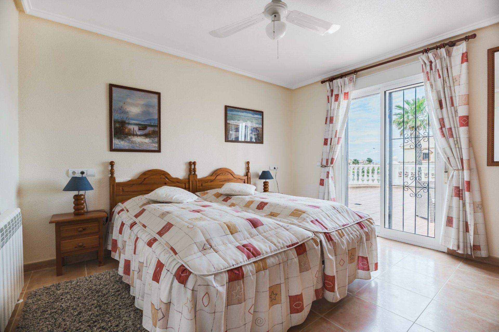 Reventa - Villa -
Gran Alacant - Monte y Mar