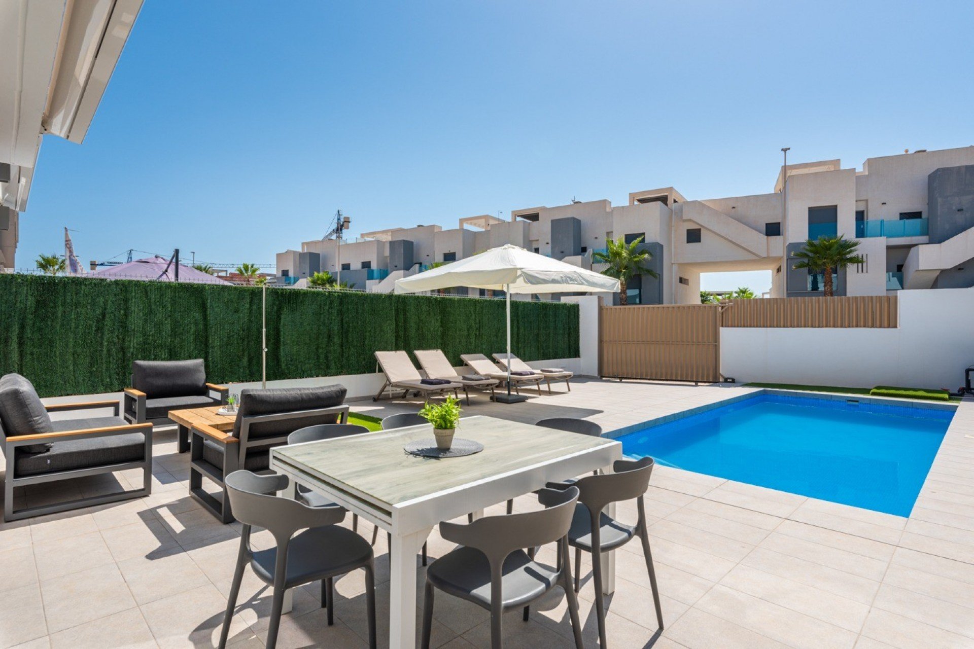 Reventa - Villa -
Guardamar del Segura - El Raso