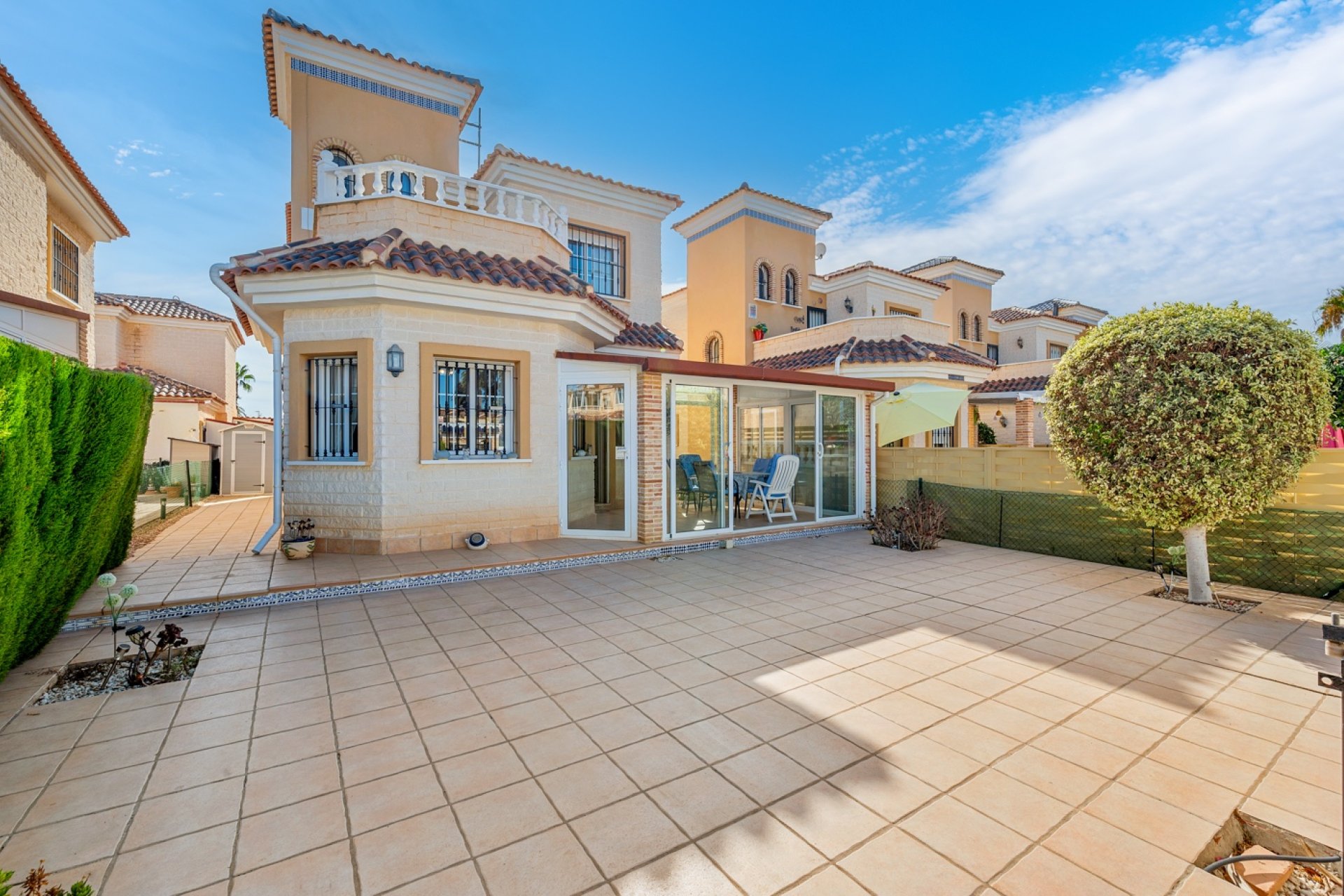Reventa - Villa -
Guardamar del Segura - El Raso