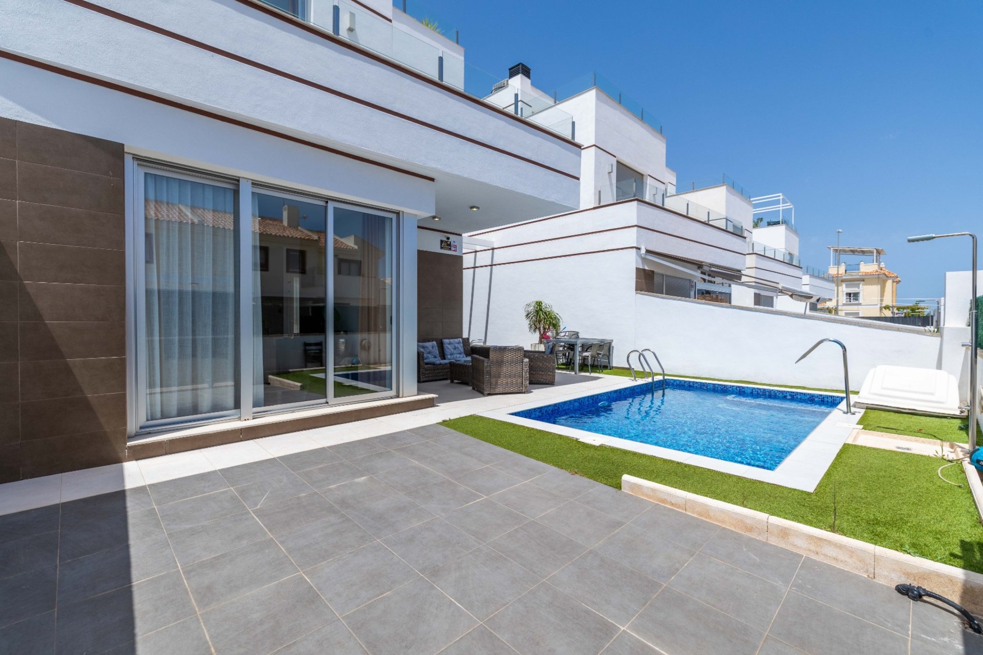 Reventa - Villa / House -
Ciudad Quesada