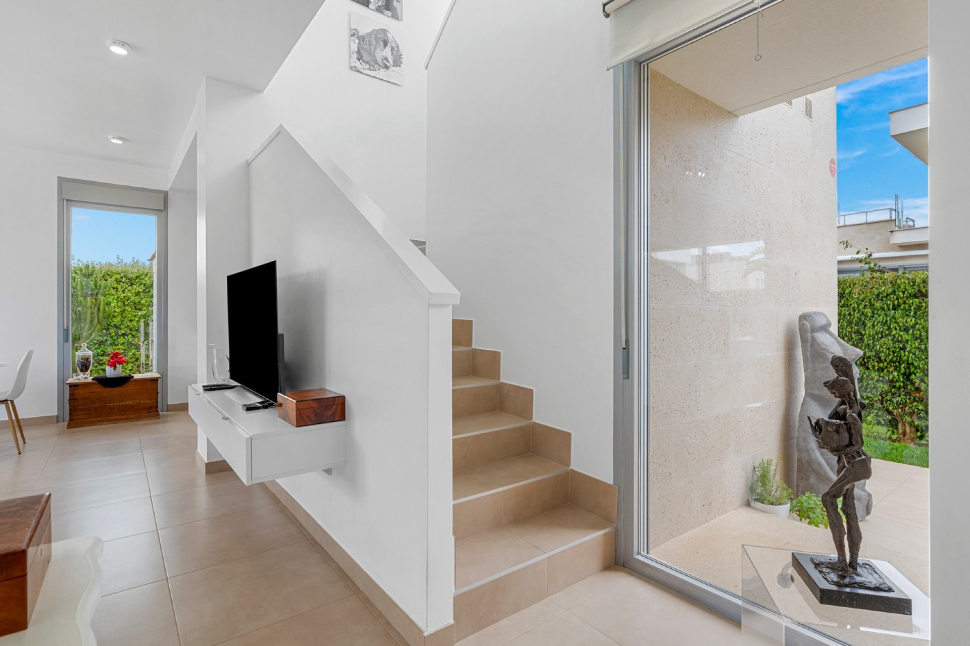 Reventa - Villa -
Jacarilla - Vistabella