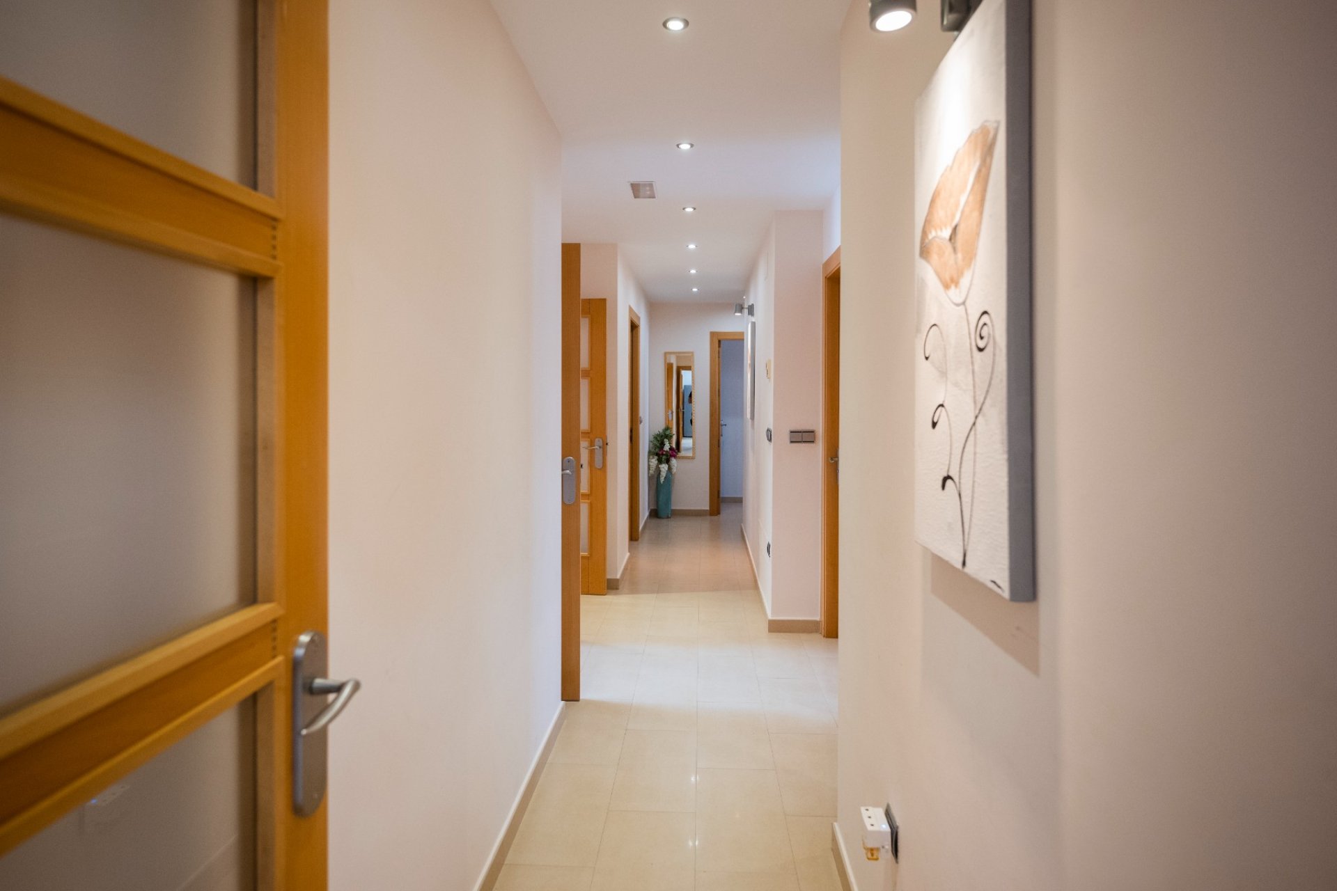 Reventa - Villa -
Jerónimo y Avileses - Jerónimo y Avileses - Town