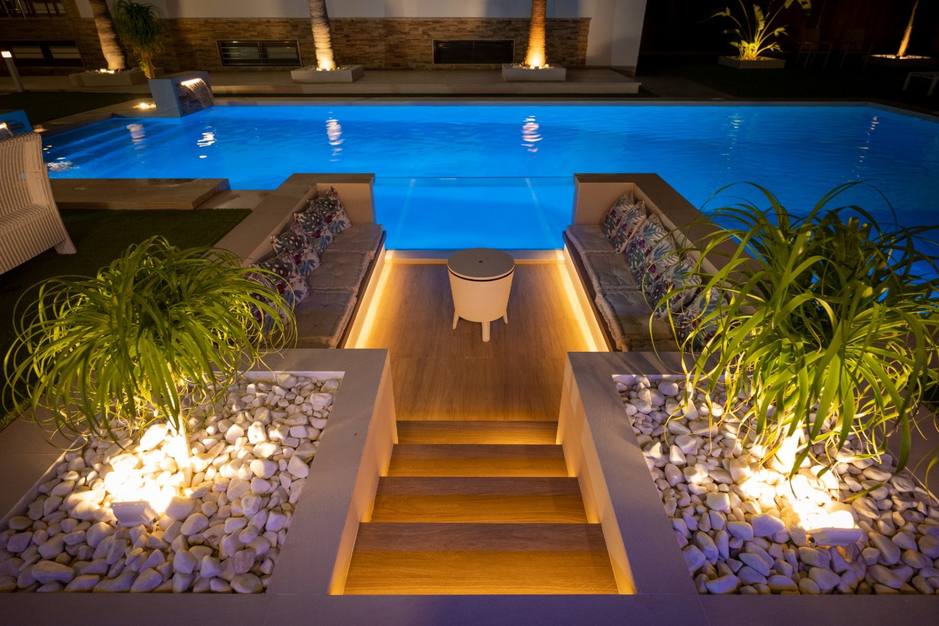 Reventa - Villa -
Jerónimo y Avileses - Jerónimo y Avileses - Town