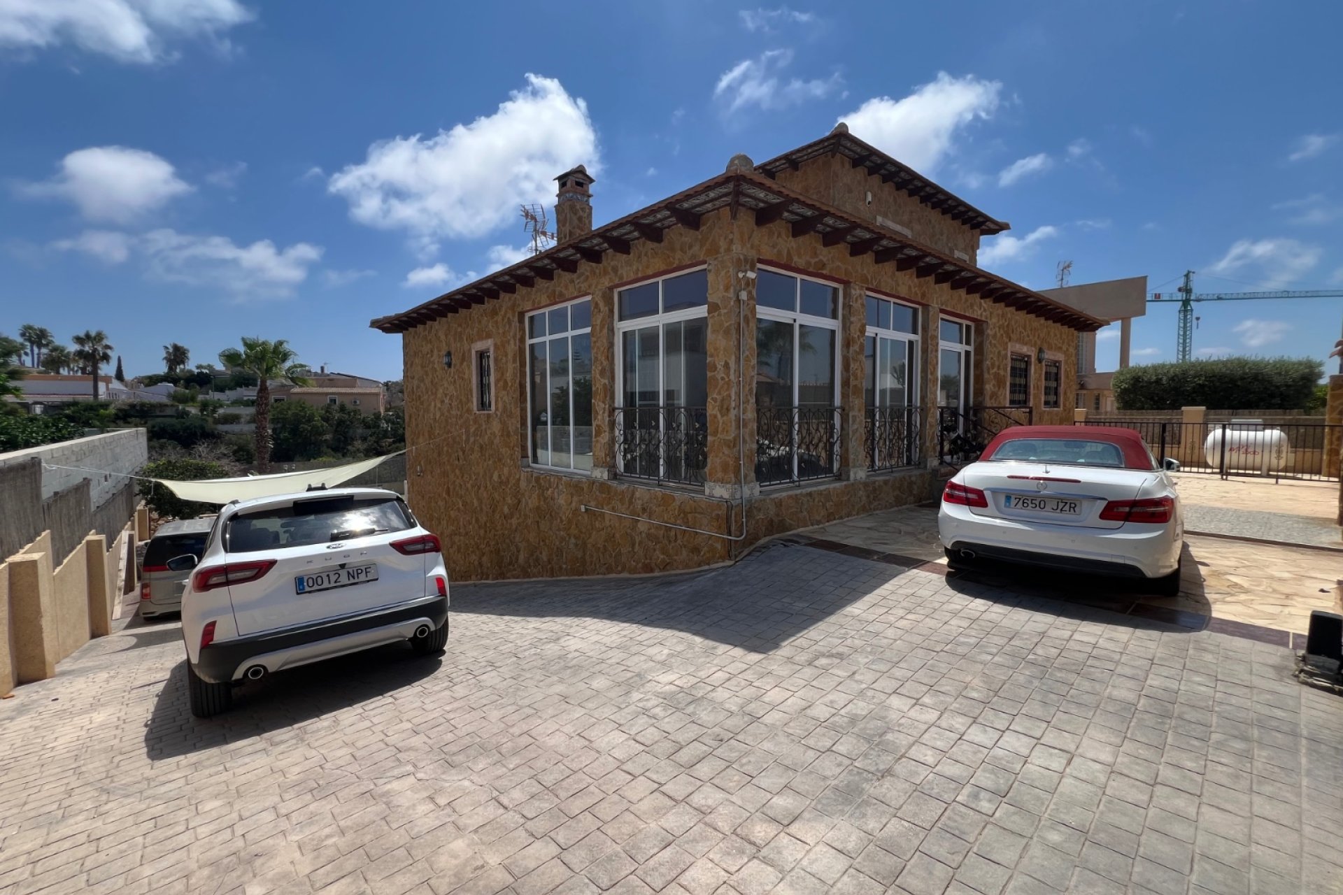 Reventa - Villa -
La Marina - La Escuera