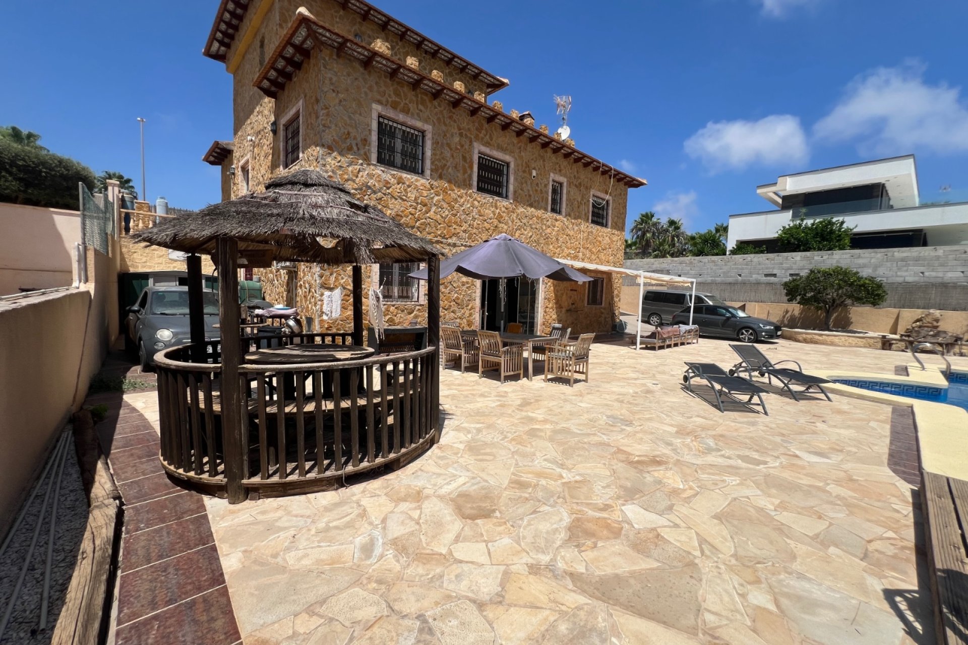 Reventa - Villa -
La Marina - La Escuera