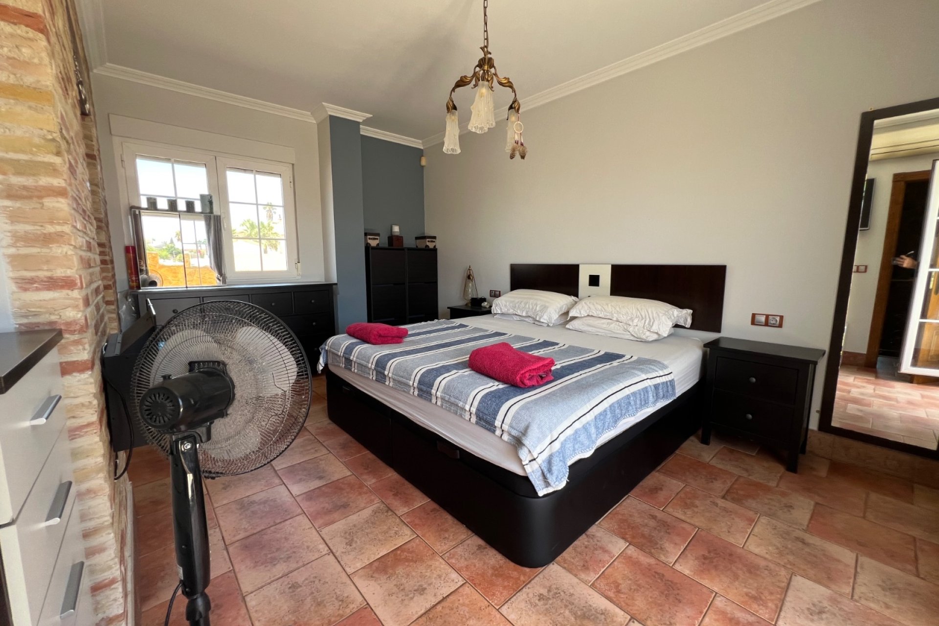 Reventa - Villa -
La Marina - La Escuera