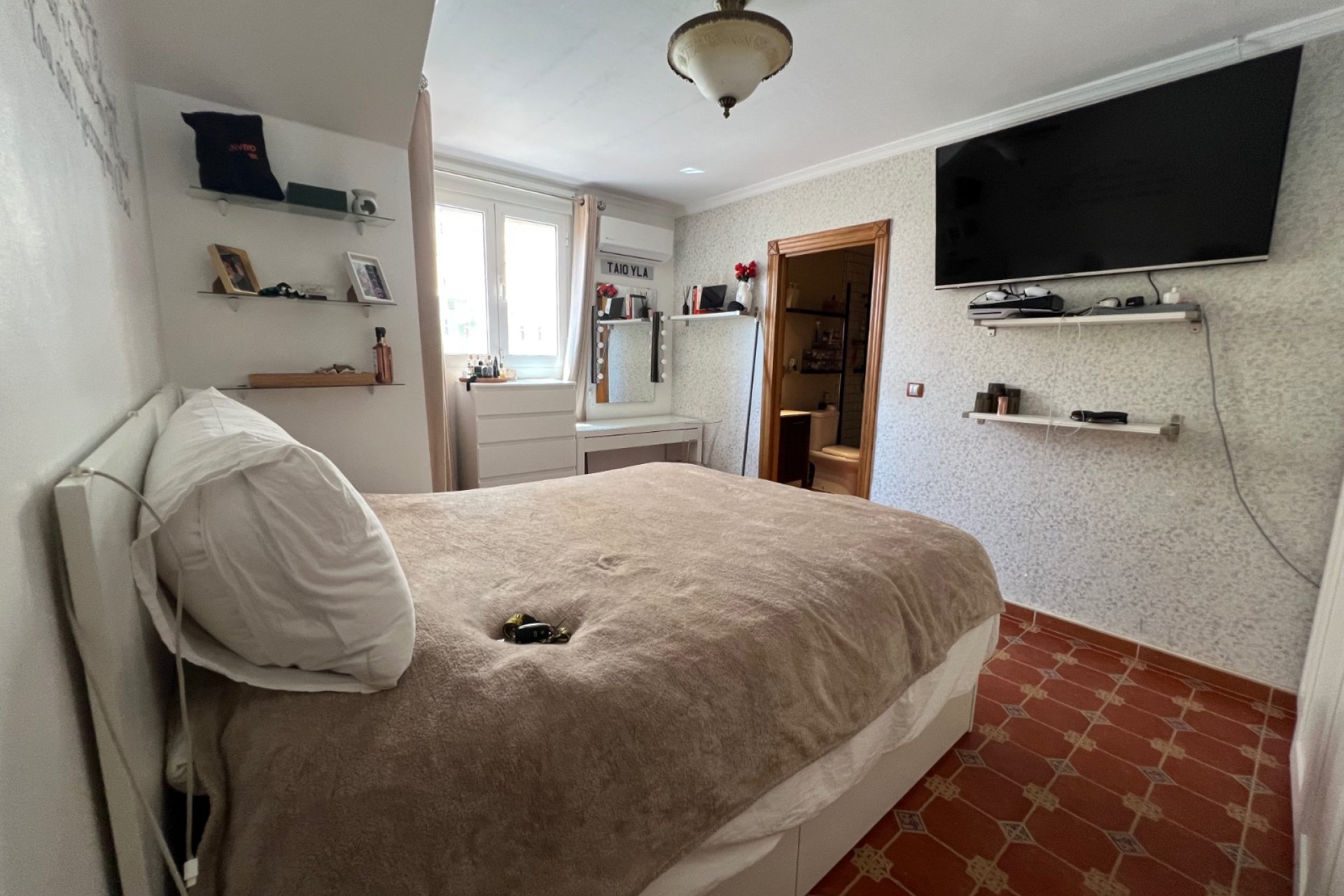 Reventa - Villa -
La Marina - La Escuera