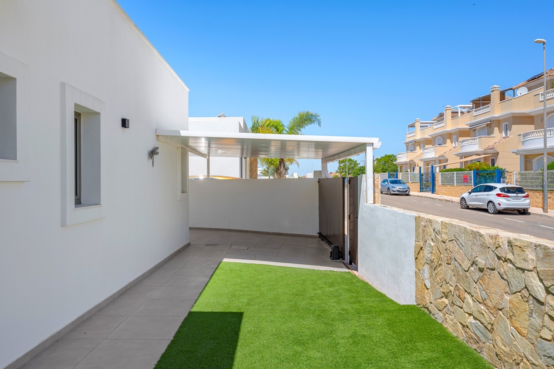 Reventa - Villa -
La Marina - La Marina - Urbanization