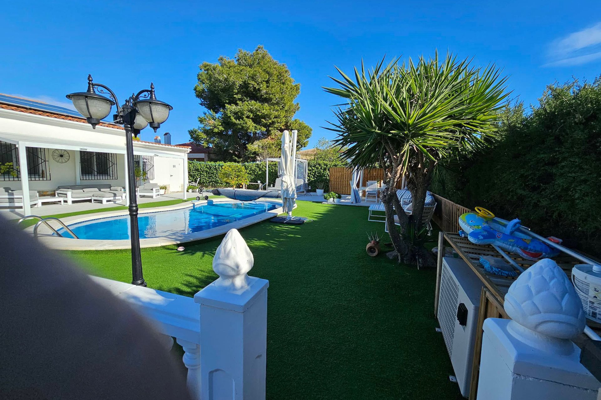 Reventa - Villa -
La Marina