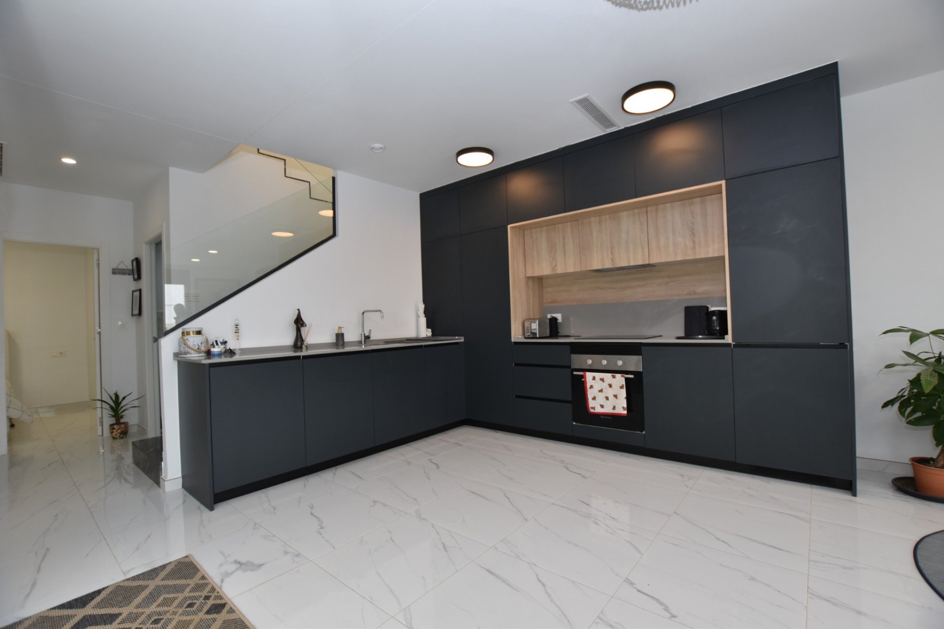 Reventa - Villa -
Los Montesinos - La Herrada