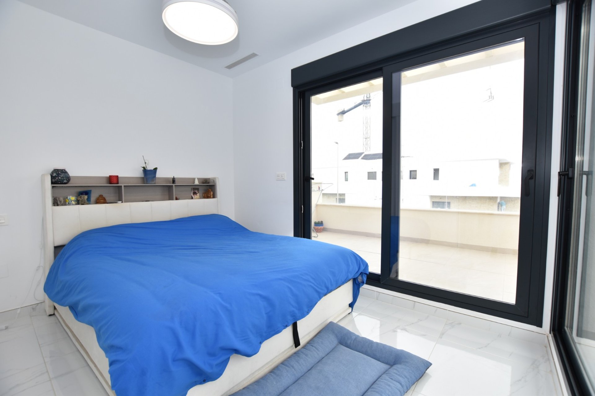 Reventa - Villa -
Los Montesinos - La Herrada