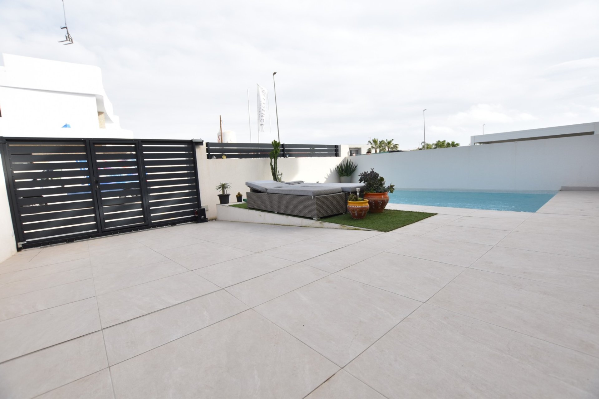 Reventa - Villa -
Los Montesinos - La Herrada