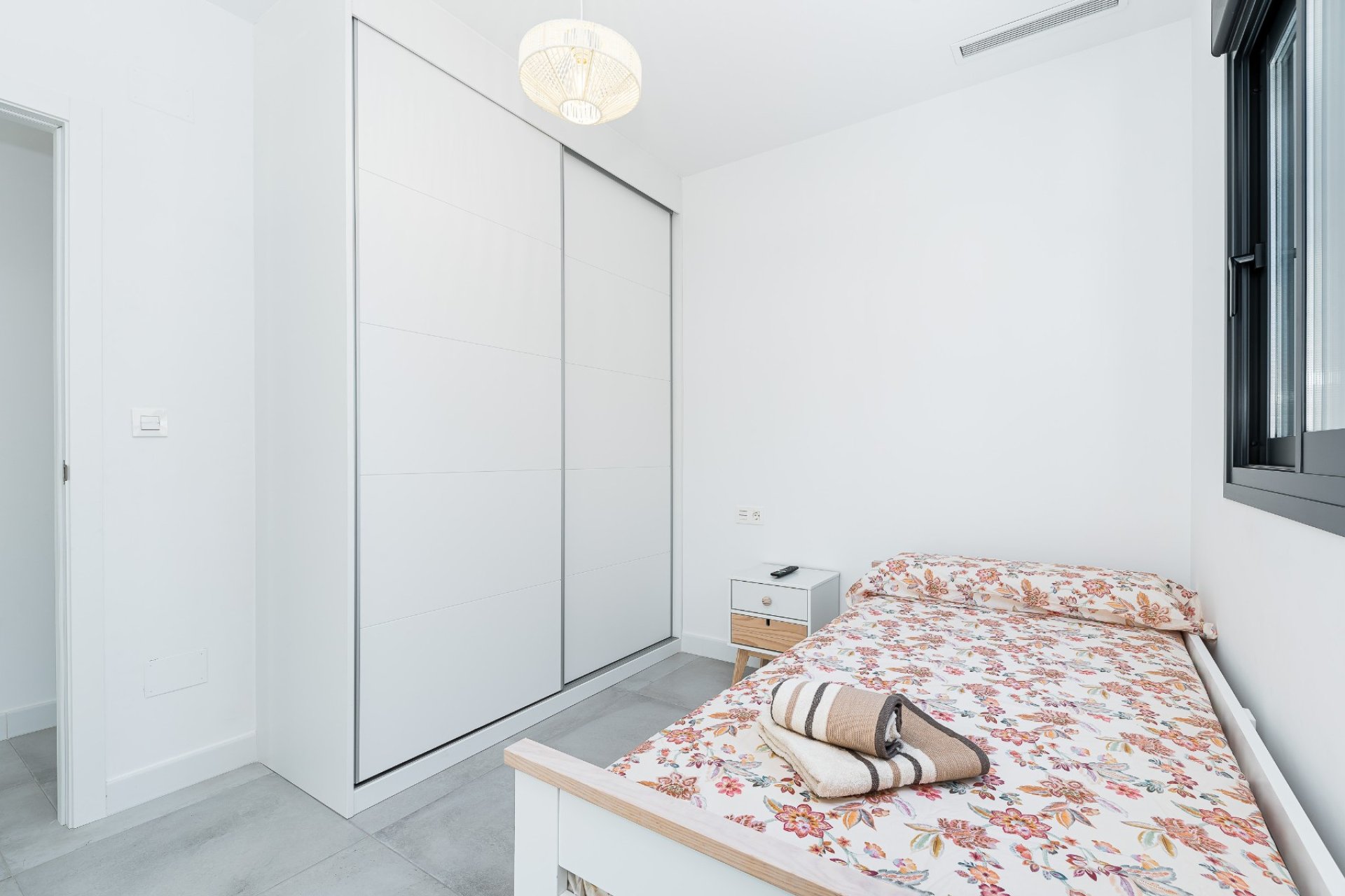 Reventa - Villa -
Los Montesinos - La Herrada