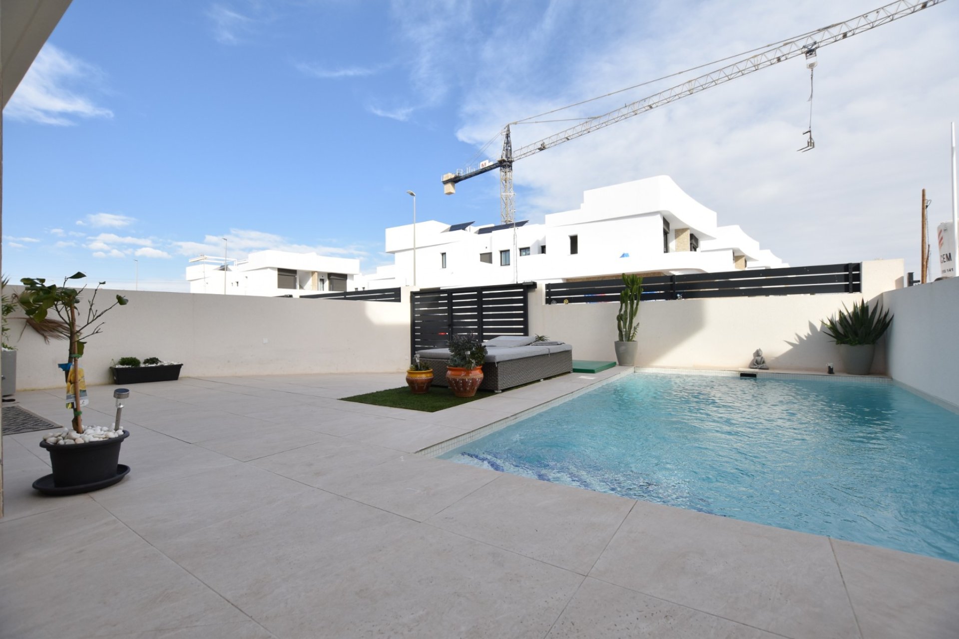 Reventa - Villa -
Los Montesinos - La Herrada
