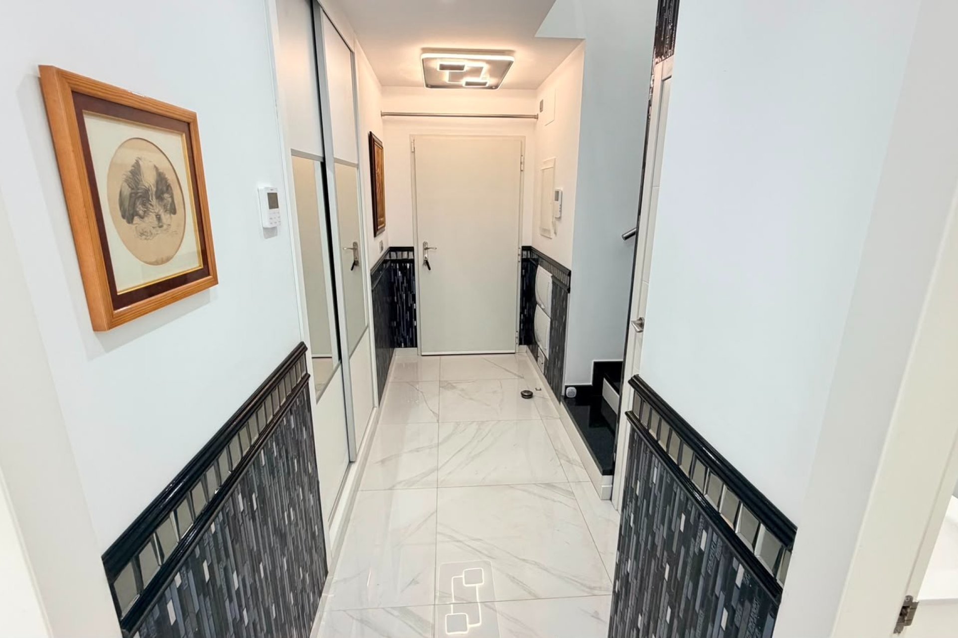 Reventa - Villa -
Los Montesinos - La Herrada