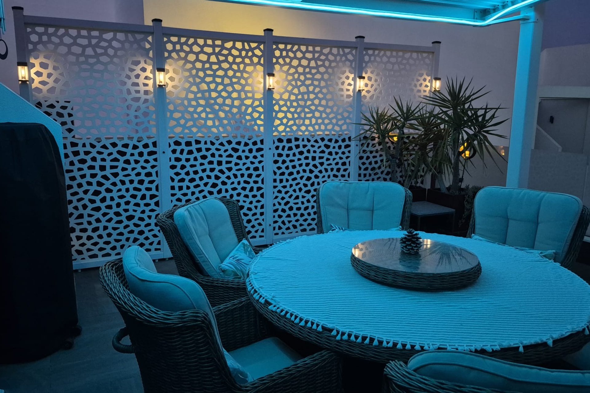 Reventa - Villa -
Los Montesinos - La Herrada